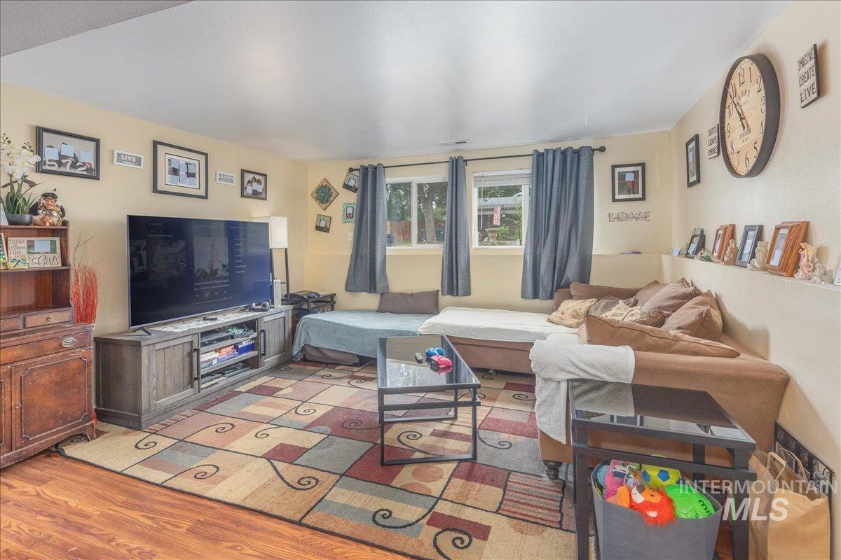 4530 W Tabitha St, Boise, Idaho 83706, 2 Bedrooms, 1 Bathroom, Residential Income For Sale, Price $599,990, 98959826