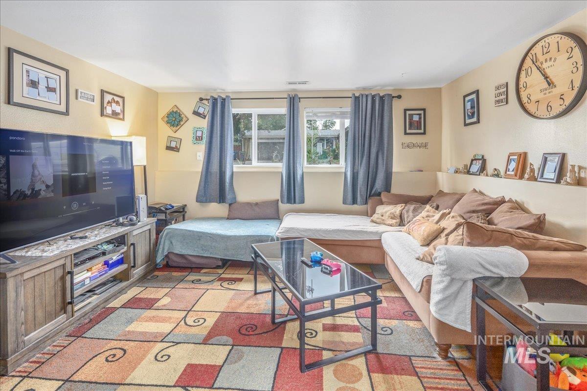 4530 W Tabitha St, Boise, Idaho 83706, 2 Bedrooms, 1 Bathroom, Residential Income For Sale, Price $599,990, 98959826