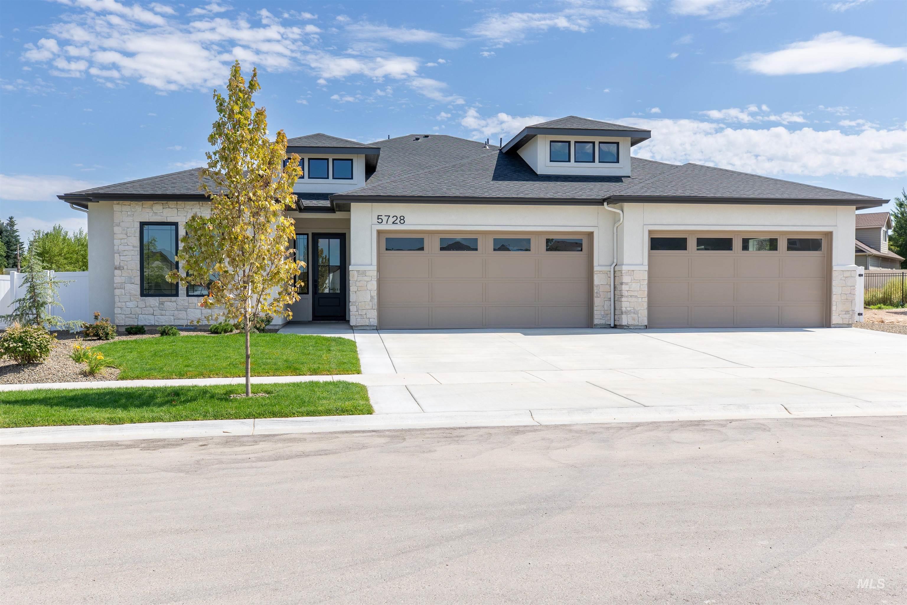 5728 S Keyport Way, Meridian, Idaho 83642, 4 Bedrooms, 3 Bathrooms, Residential For Sale, Price $868,800, 98959958
