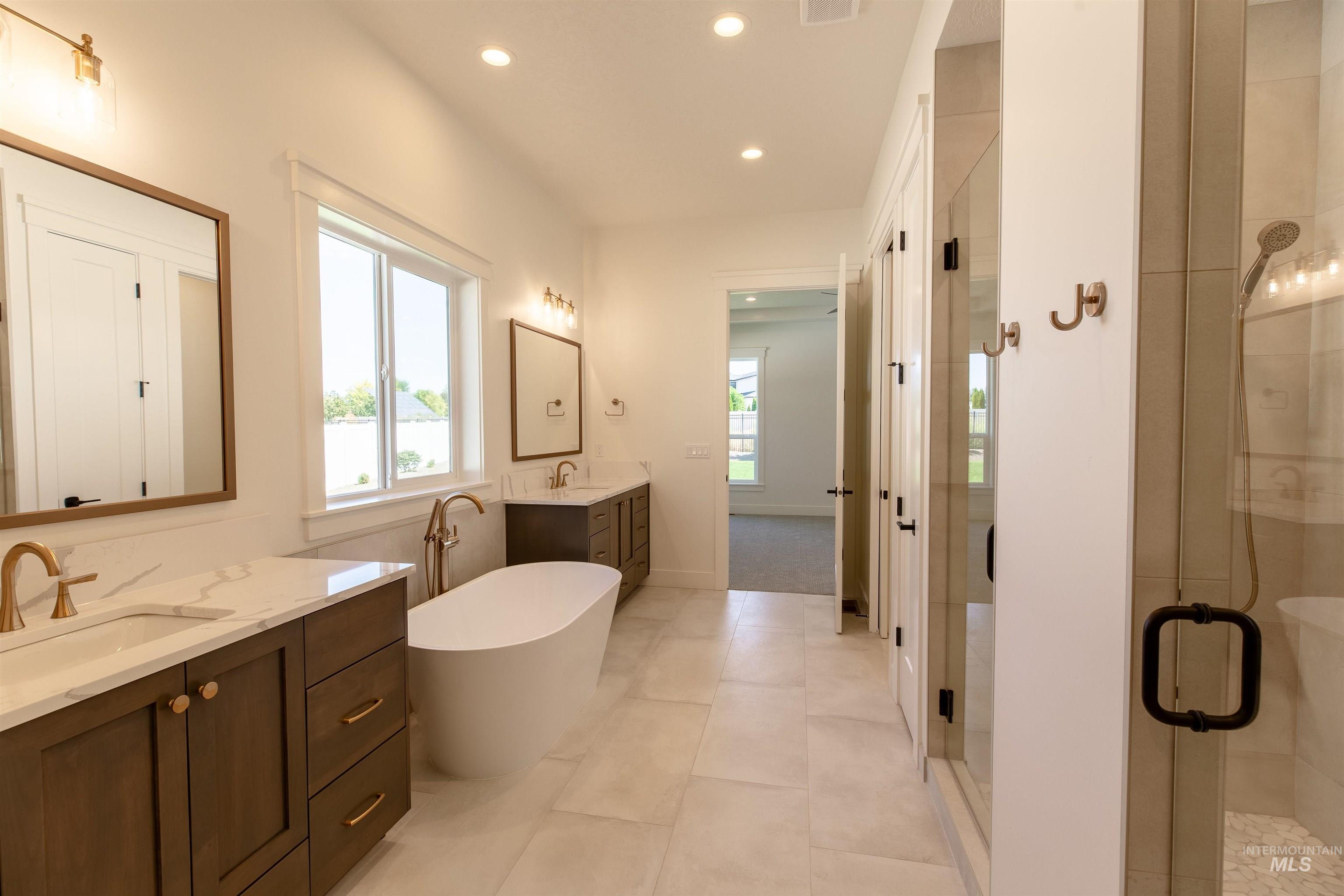 5728 S Keyport Way, Meridian, Idaho 83642, 4 Bedrooms, 3 Bathrooms, Residential For Sale, Price $868,800, 98959958