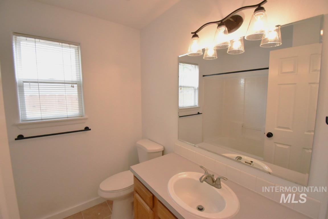 2604 Pebble Way, Nampa, Idaho 83686, 3 Bedrooms, 2 Bathrooms, Rental For Rent, Price $1,999, 98959993