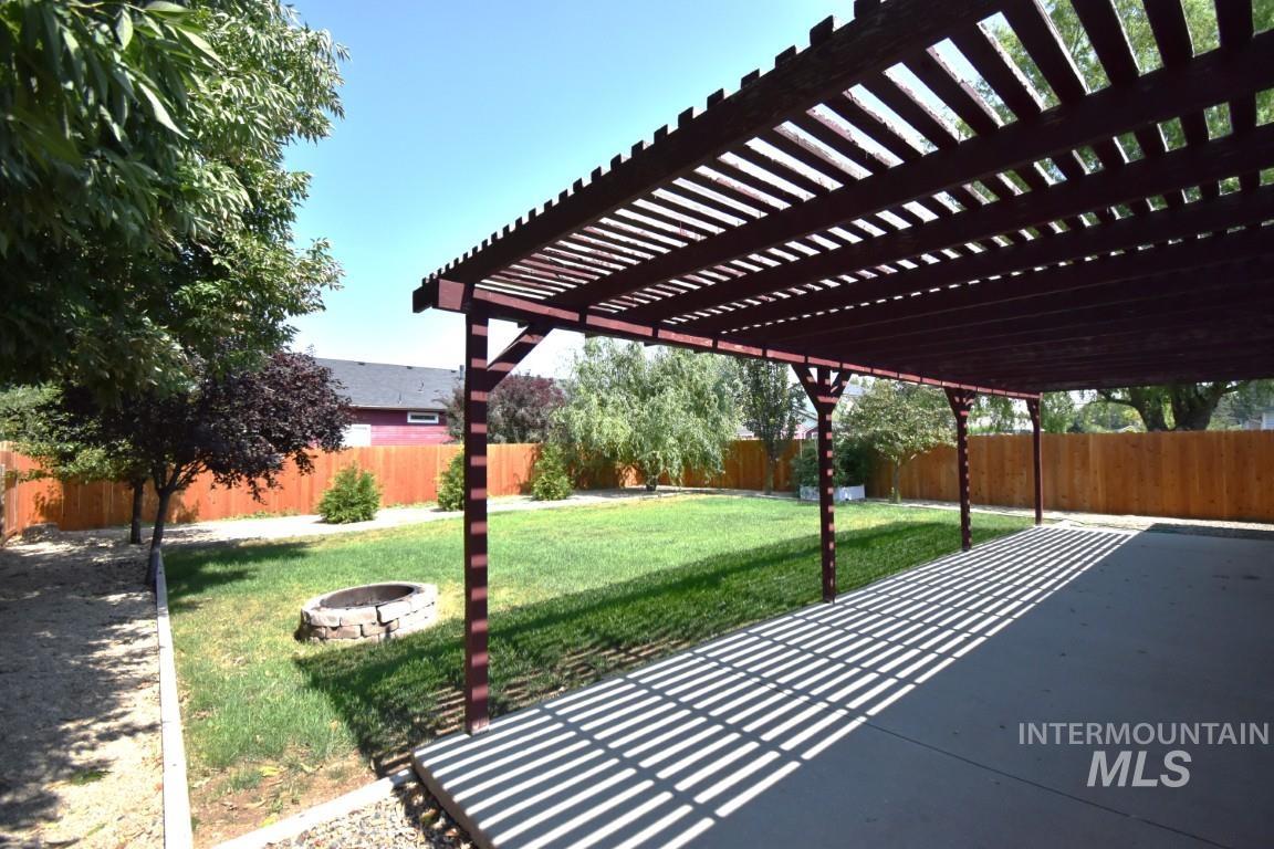 2604 Pebble Way, Nampa, Idaho 83686, 3 Bedrooms, 2 Bathrooms, Rental For Rent, Price $1,999, 98959993