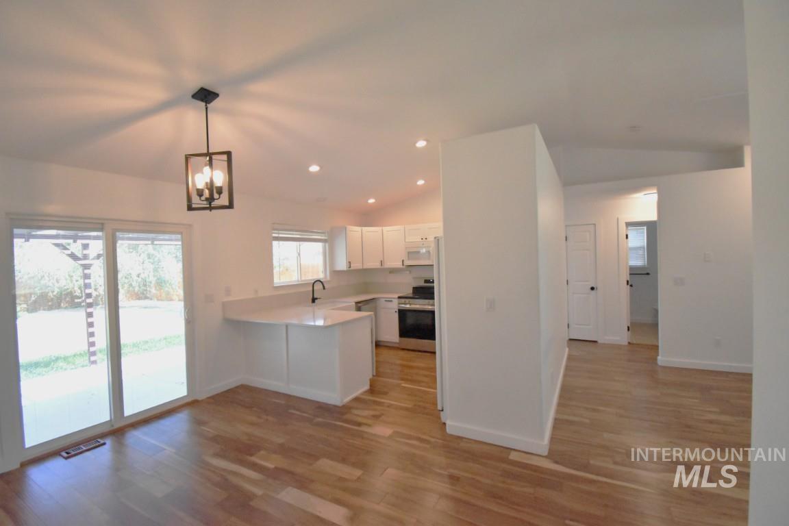 2604 Pebble Way, Nampa, Idaho 83686, 3 Bedrooms, 2 Bathrooms, Rental For Rent, Price $1,999, 98959993