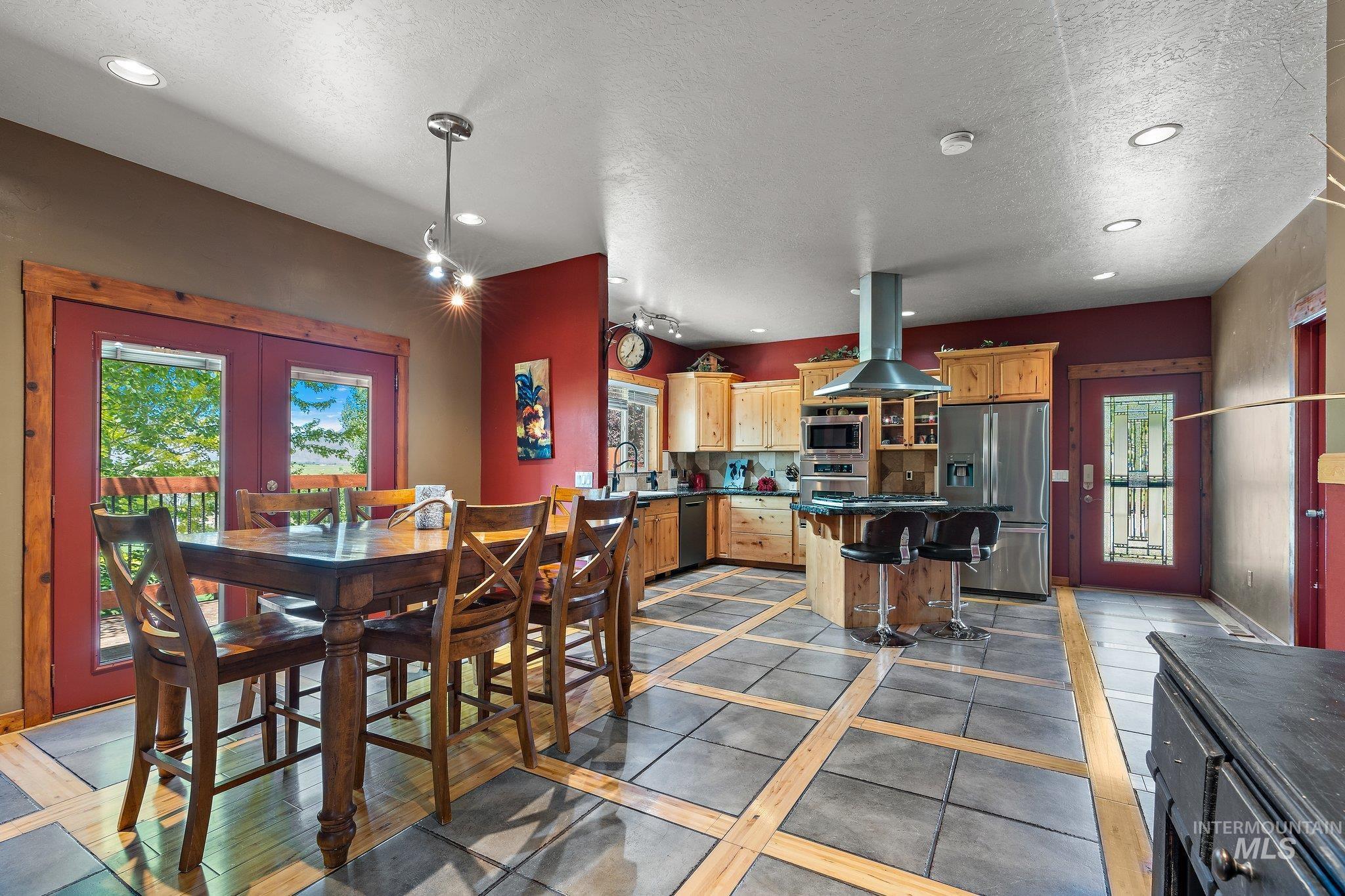 11714 Chukar Ridge Lane, Horseshoe Bend, Idaho 83629, 4 Bedrooms, 3 Bathrooms, Residential For Sale, Price $898,800, 98960011