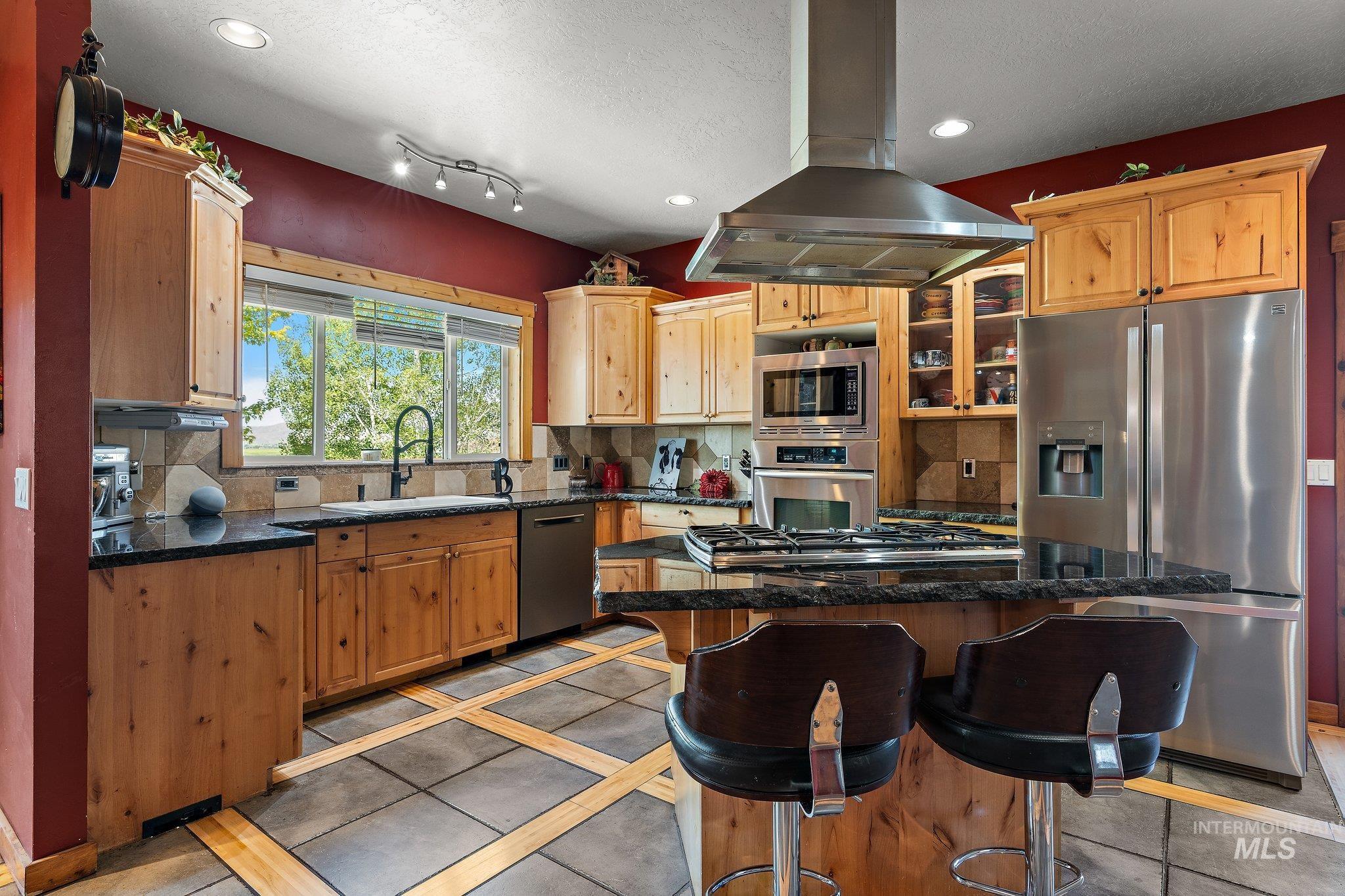 11714 Chukar Ridge Lane, Horseshoe Bend, Idaho 83629, 4 Bedrooms, 3 Bathrooms, Residential For Sale, Price $898,800, 98960011