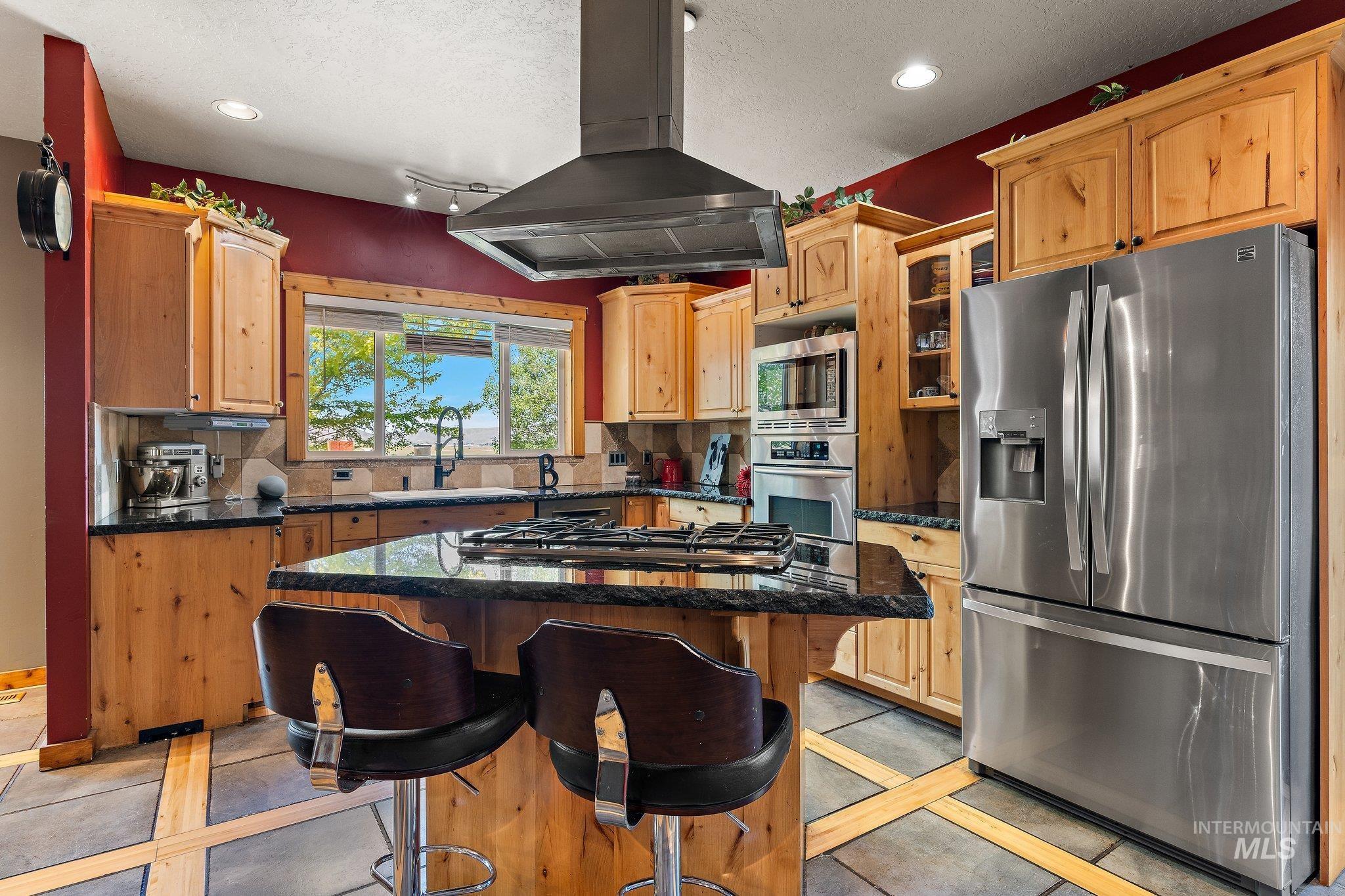 11714 Chukar Ridge Lane, Horseshoe Bend, Idaho 83629, 4 Bedrooms, 3 Bathrooms, Residential For Sale, Price $898,800, 98960011