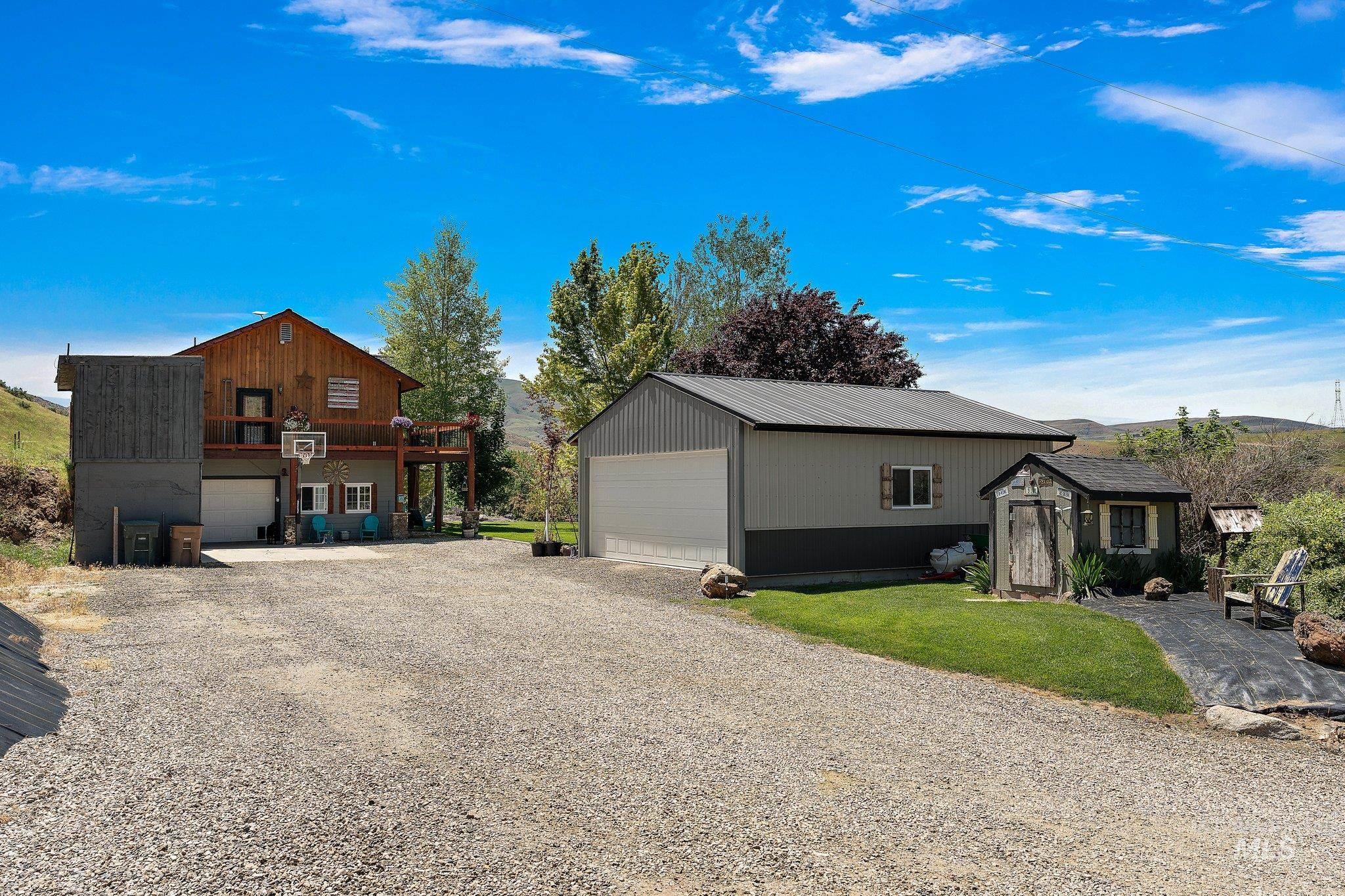 11714 Chukar Ridge Lane, Horseshoe Bend, Idaho 83629, 4 Bedrooms, 3 Bathrooms, Residential For Sale, Price $898,800, 98960011