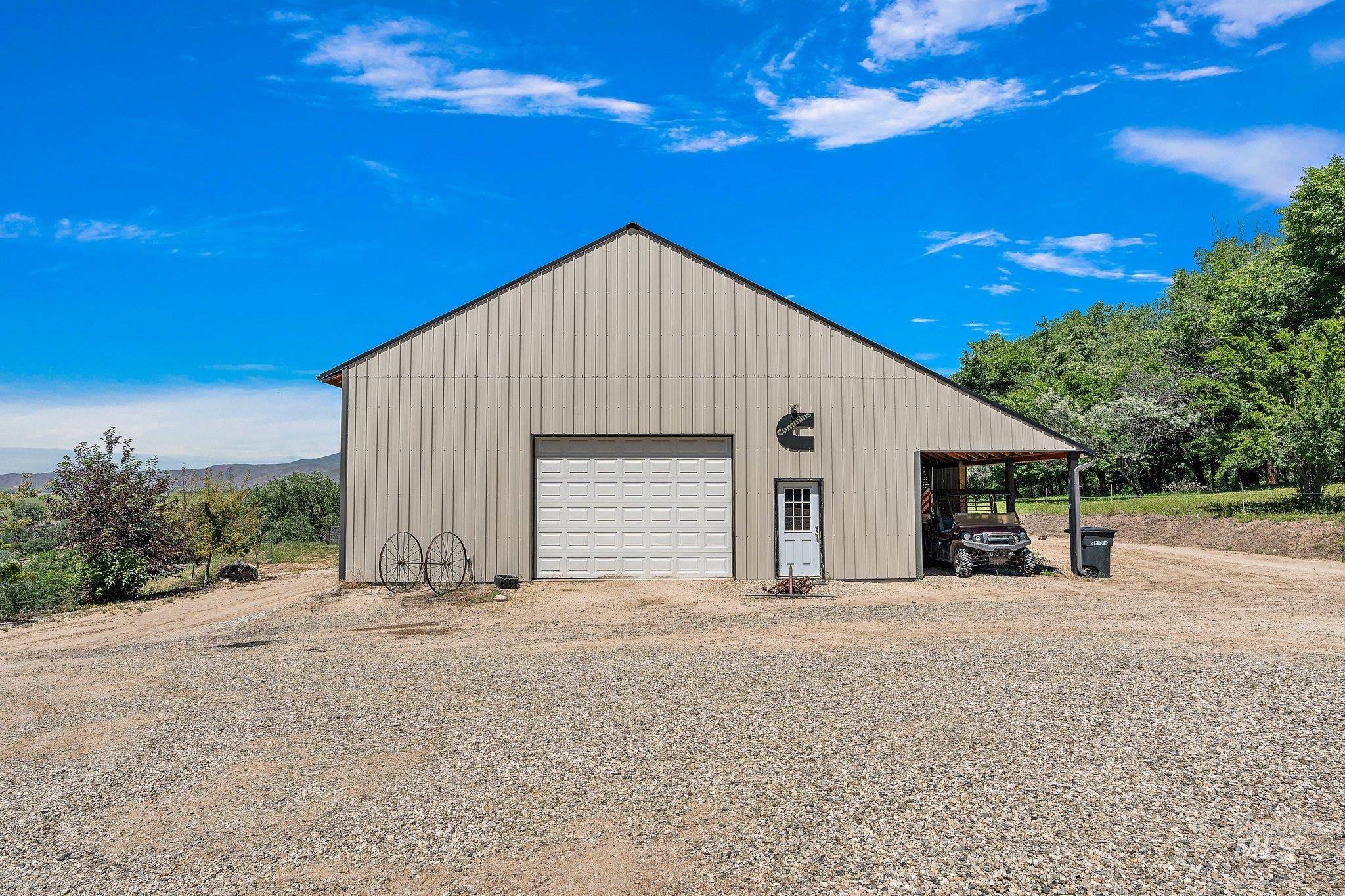11714 Chukar Ridge Lane, Horseshoe Bend, Idaho 83629, 4 Bedrooms, 3 Bathrooms, Residential For Sale, Price $898,800, 98960011