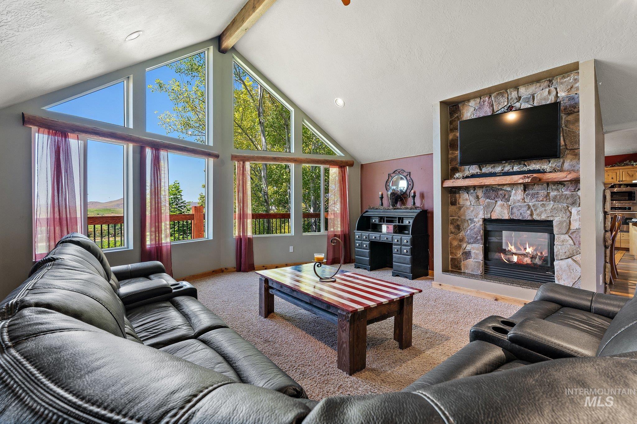 11714 Chukar Ridge Lane, Horseshoe Bend, Idaho 83629, 4 Bedrooms, 3 Bathrooms, Residential For Sale, Price $898,800, 98960011