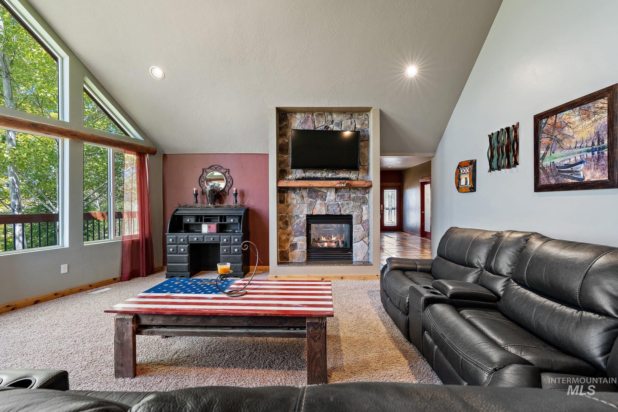 11714 Chukar Ridge Lane, Horseshoe Bend, Idaho 83629, 4 Bedrooms, 3 Bathrooms, Residential For Sale, Price $898,800, 98960011