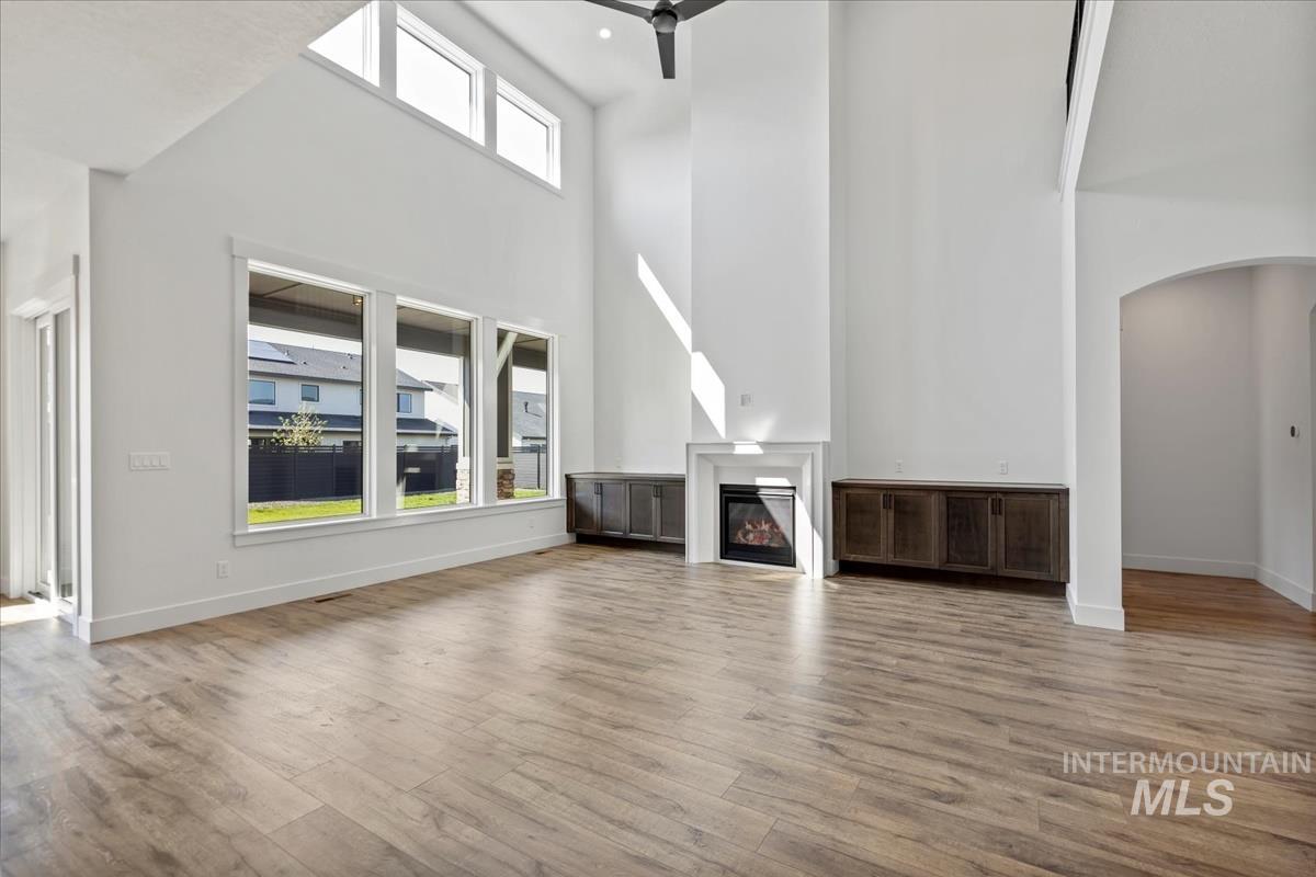 7669 W Lookout View St, Meridian, Idaho 83646, 5 Bedrooms, 4.5 Bathrooms, Residential For Sale, Price $1,100,000, 98960014