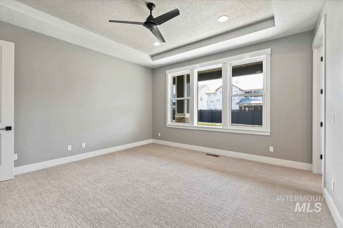 7669 W Lookout View St, Meridian, Idaho 83646, 5 Bedrooms, 4.5 Bathrooms, Residential For Sale, Price $1,100,000, 98960014