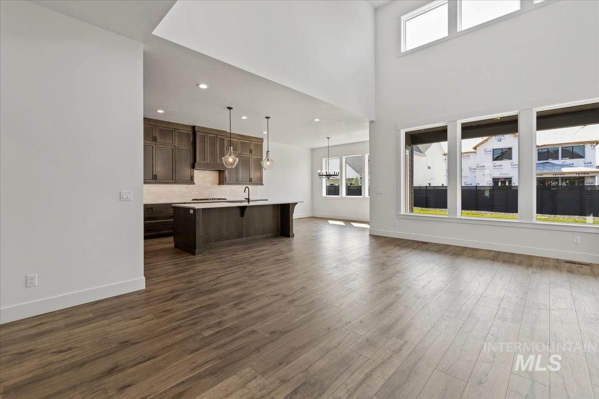 7669 W Lookout View St, Meridian, Idaho 83646, 5 Bedrooms, 4.5 Bathrooms, Residential For Sale, Price $1,100,000, 98960014