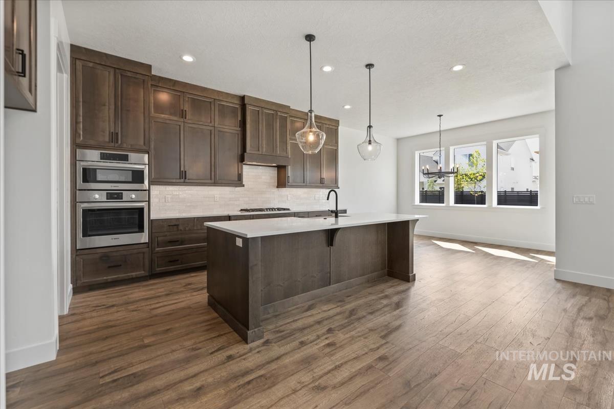 7669 W Lookout View St, Meridian, Idaho 83646, 5 Bedrooms, 4.5 Bathrooms, Residential For Sale, Price $1,100,000, 98960014