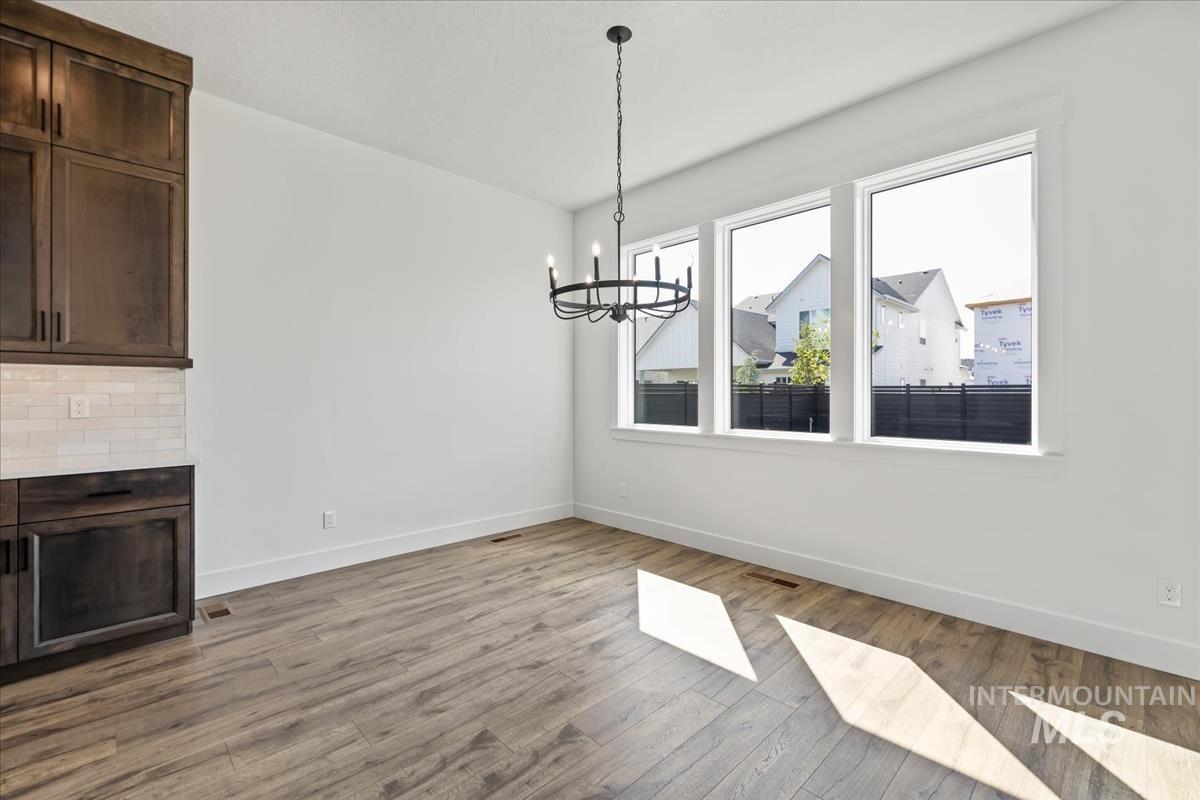 7669 W Lookout View St, Meridian, Idaho 83646, 5 Bedrooms, 4.5 Bathrooms, Residential For Sale, Price $1,100,000, 98960014