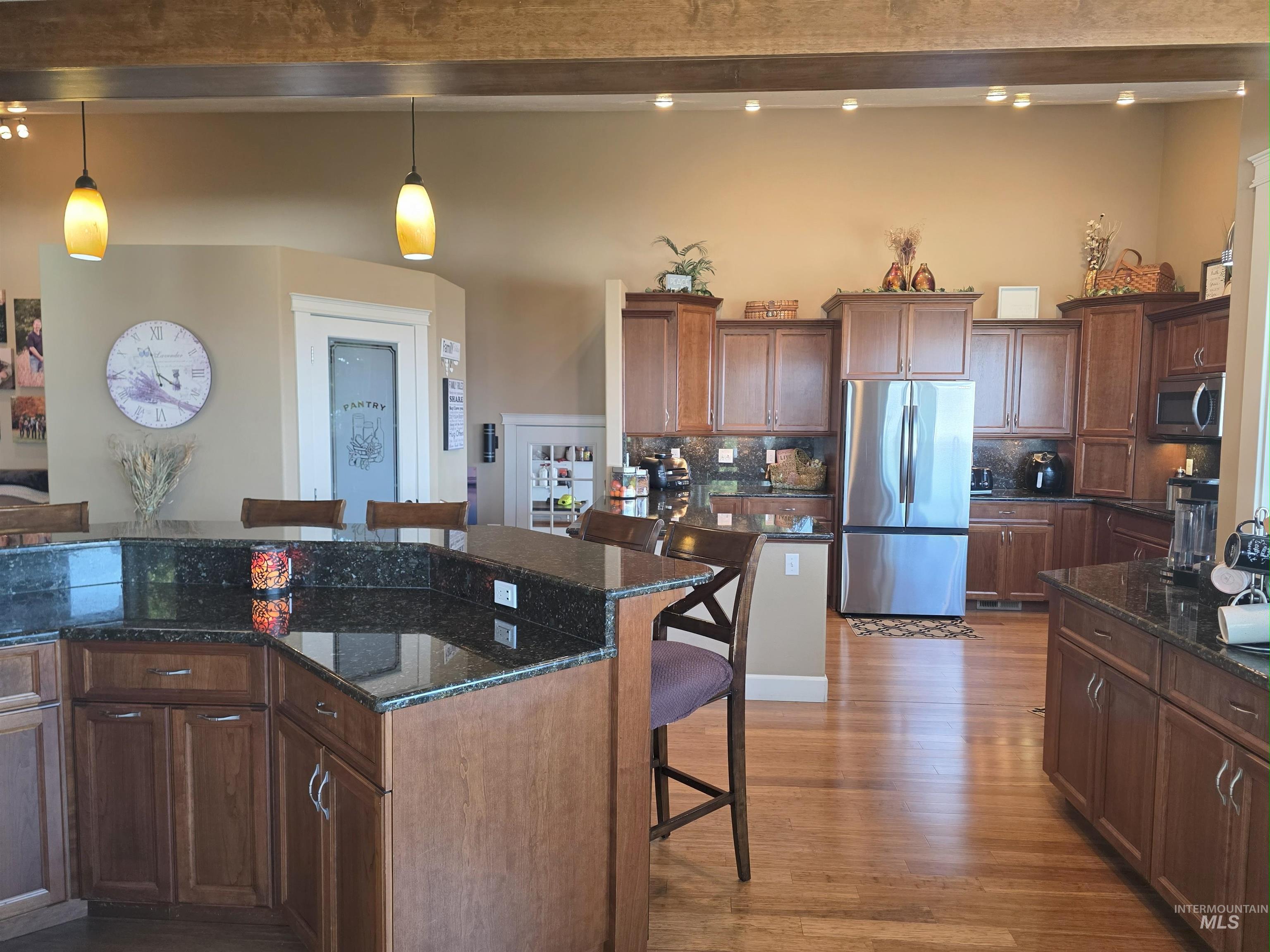 2953 Riverview Terrace, Lewiston, Idaho 83501, 4 Bedrooms, 4 Bathrooms, Residential For Sale, Price $749,000, 98960019