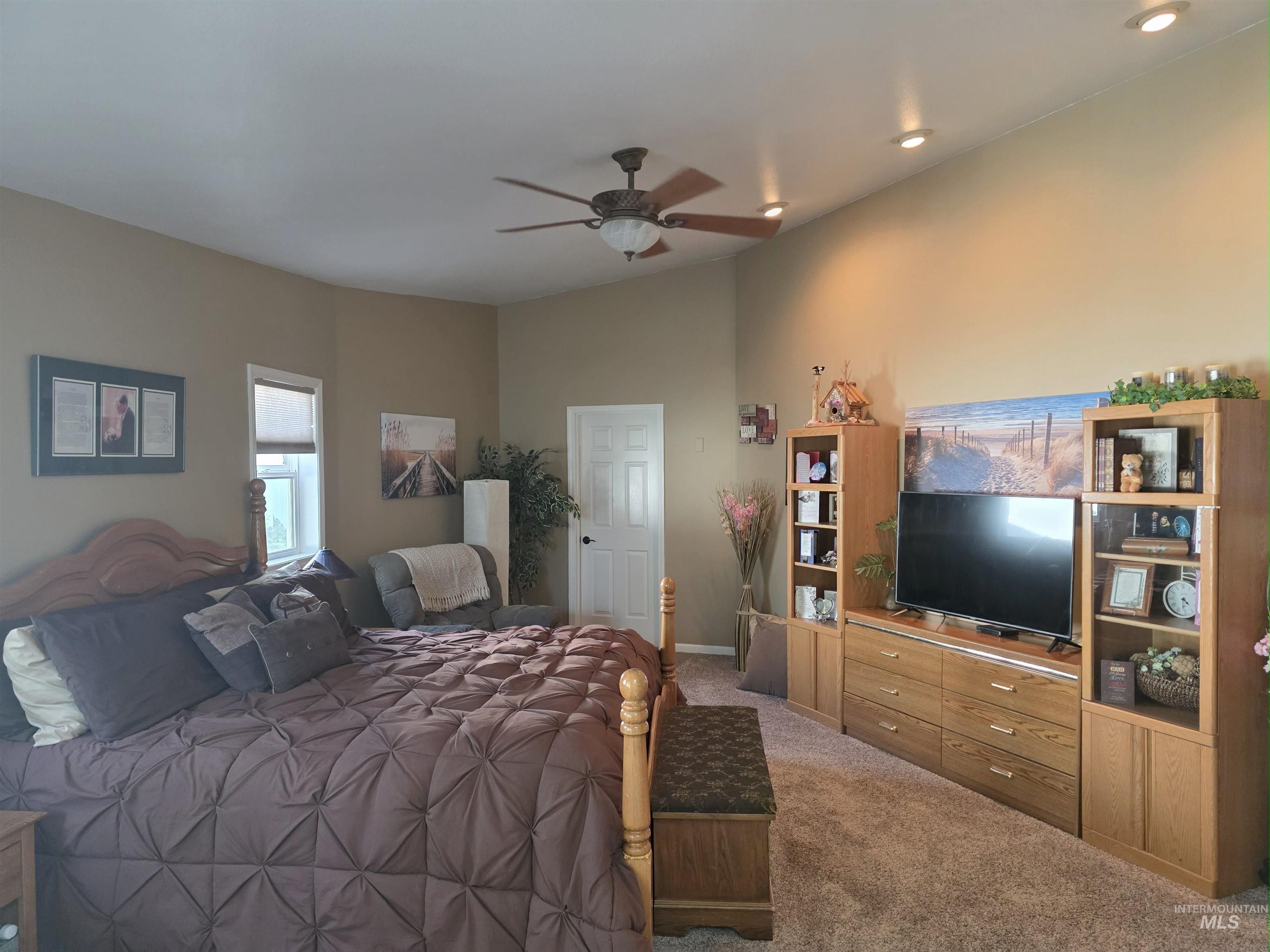 2953 Riverview Terrace, Lewiston, Idaho 83501, 4 Bedrooms, 4 Bathrooms, Residential For Sale, Price $749,000, 98960019