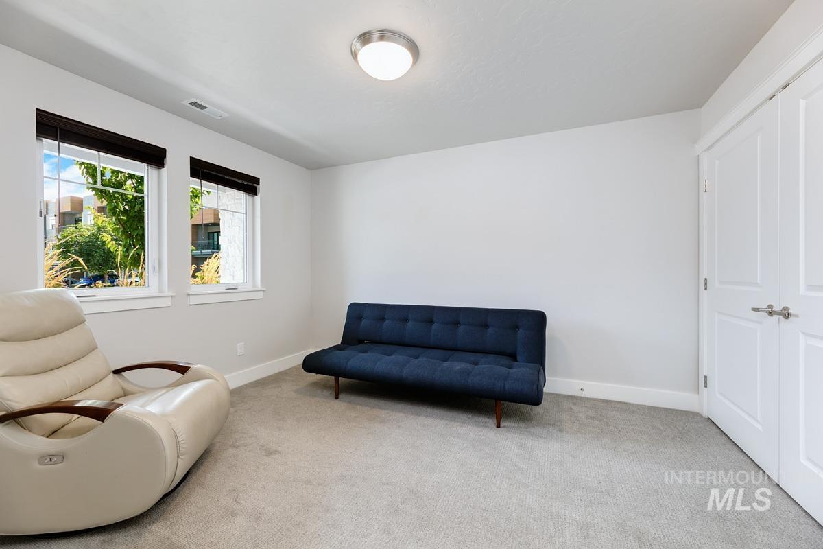 3047 S Trailwood Way, Boise, Idaho 83716, 3 Bedrooms, 3.5 Bathrooms, Residential For Sale, Price $669,000, 98960021
