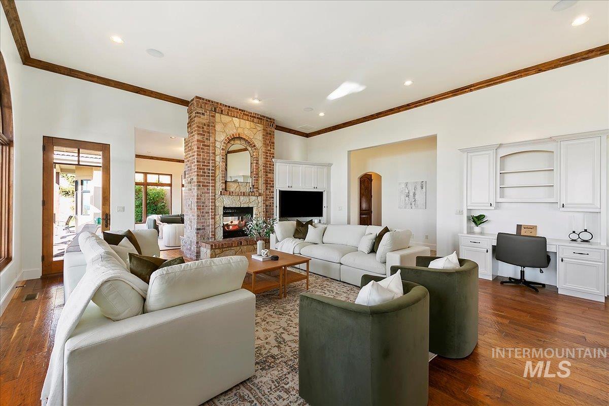 4800 E Wild Horse Lane, Boise, Idaho 83712, 5 Bedrooms, 3.5 Bathrooms, Residential For Sale, Price $2,500,000, 98960028