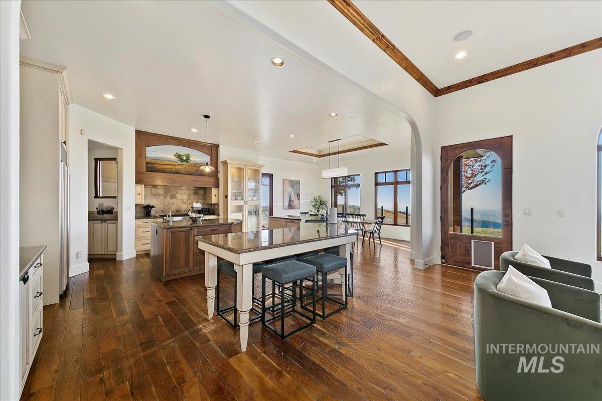 4800 E Wild Horse Lane, Boise, Idaho 83712, 5 Bedrooms, 3.5 Bathrooms, Residential Income For Rent, Price $2,500,000, 98960029
