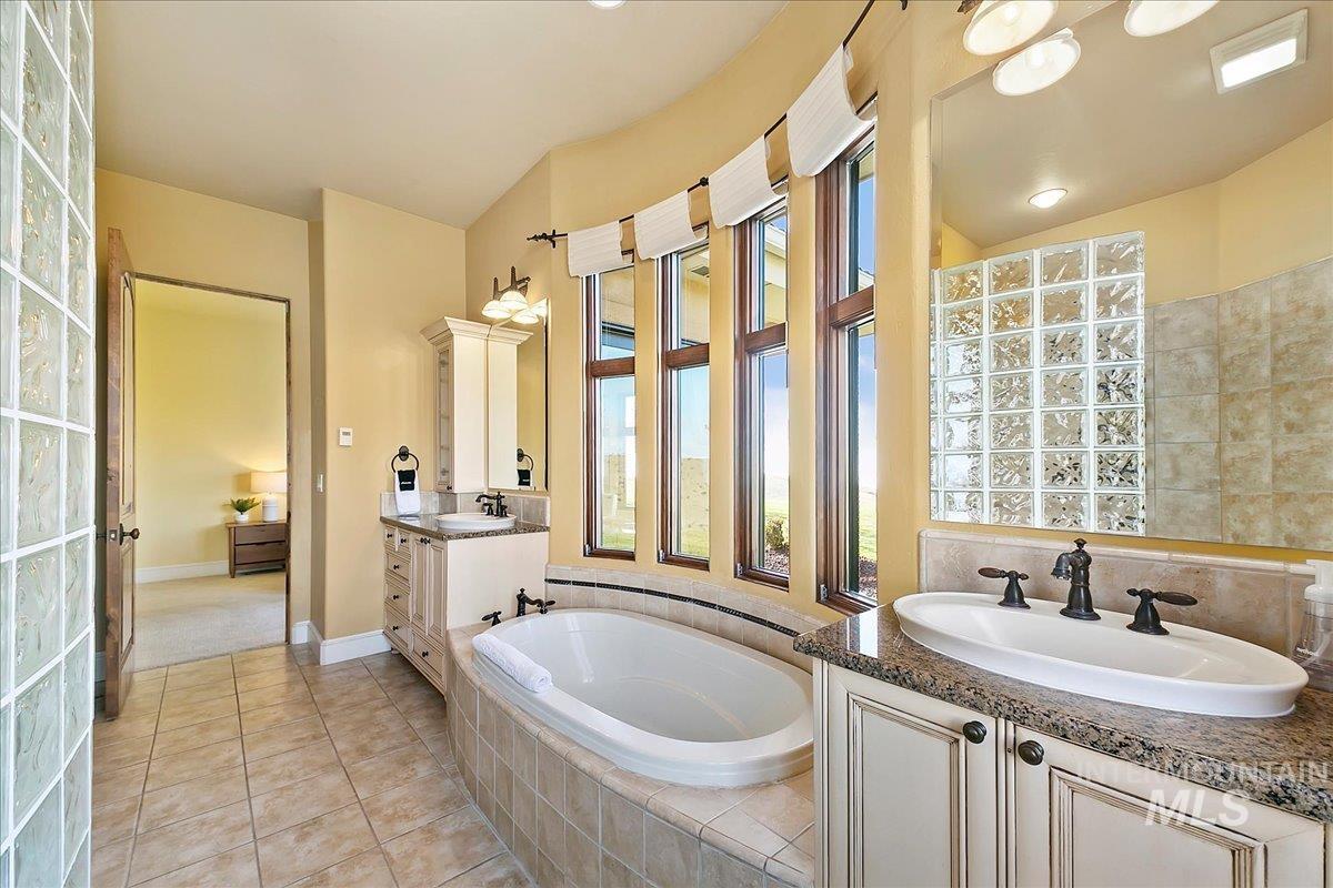 4800 E Wild Horse Lane, Boise, Idaho 83712, 5 Bedrooms, 3.5 Bathrooms, Residential Income For Rent, Price $2,500,000, 98960029