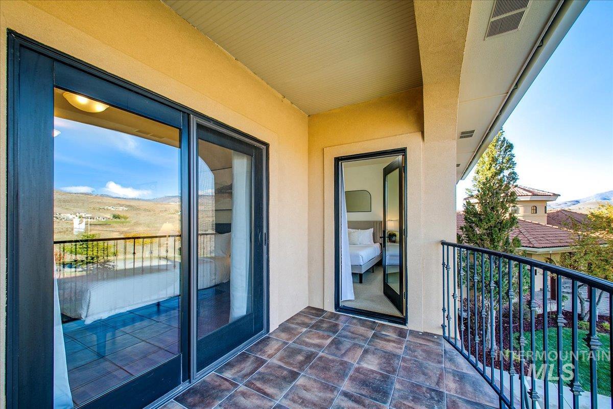 4800 E Wild Horse Lane, Boise, Idaho 83712, 5 Bedrooms, 3.5 Bathrooms, Residential Income For Rent, Price $2,500,000, 98960029