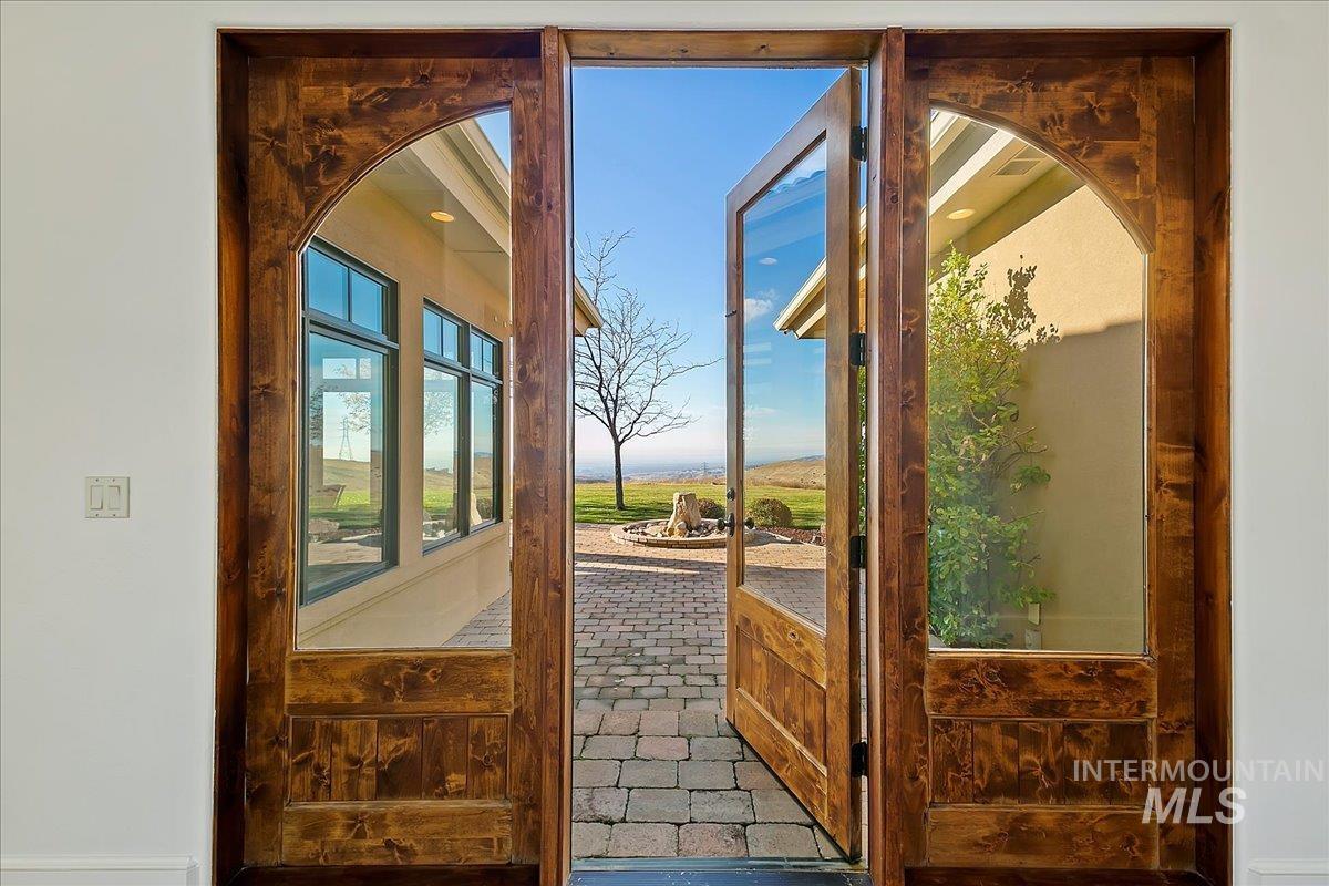 4800 E Wild Horse Lane, Boise, Idaho 83712, 5 Bedrooms, 3.5 Bathrooms, Residential Income For Rent, Price $2,500,000, 98960029