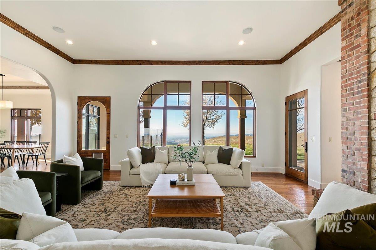 4800 E Wild Horse Lane, Boise, Idaho 83712, 5 Bedrooms, 3.5 Bathrooms, Residential Income For Rent, Price $2,500,000, 98960029