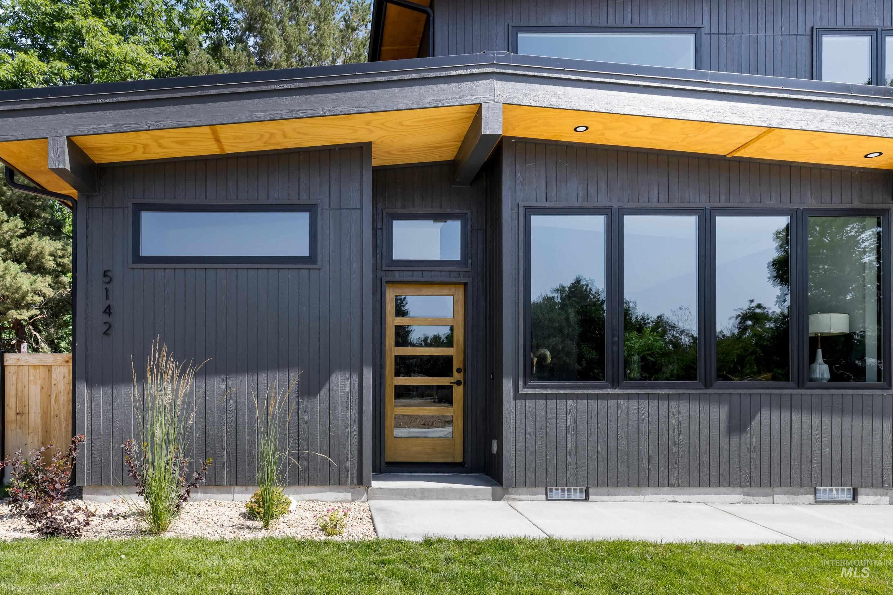 5142 W Promise Ln, Boise, Idaho 83703, 3 Bedrooms, 2.5 Bathrooms, Residential For Sale, Price $688,000, 98960030
