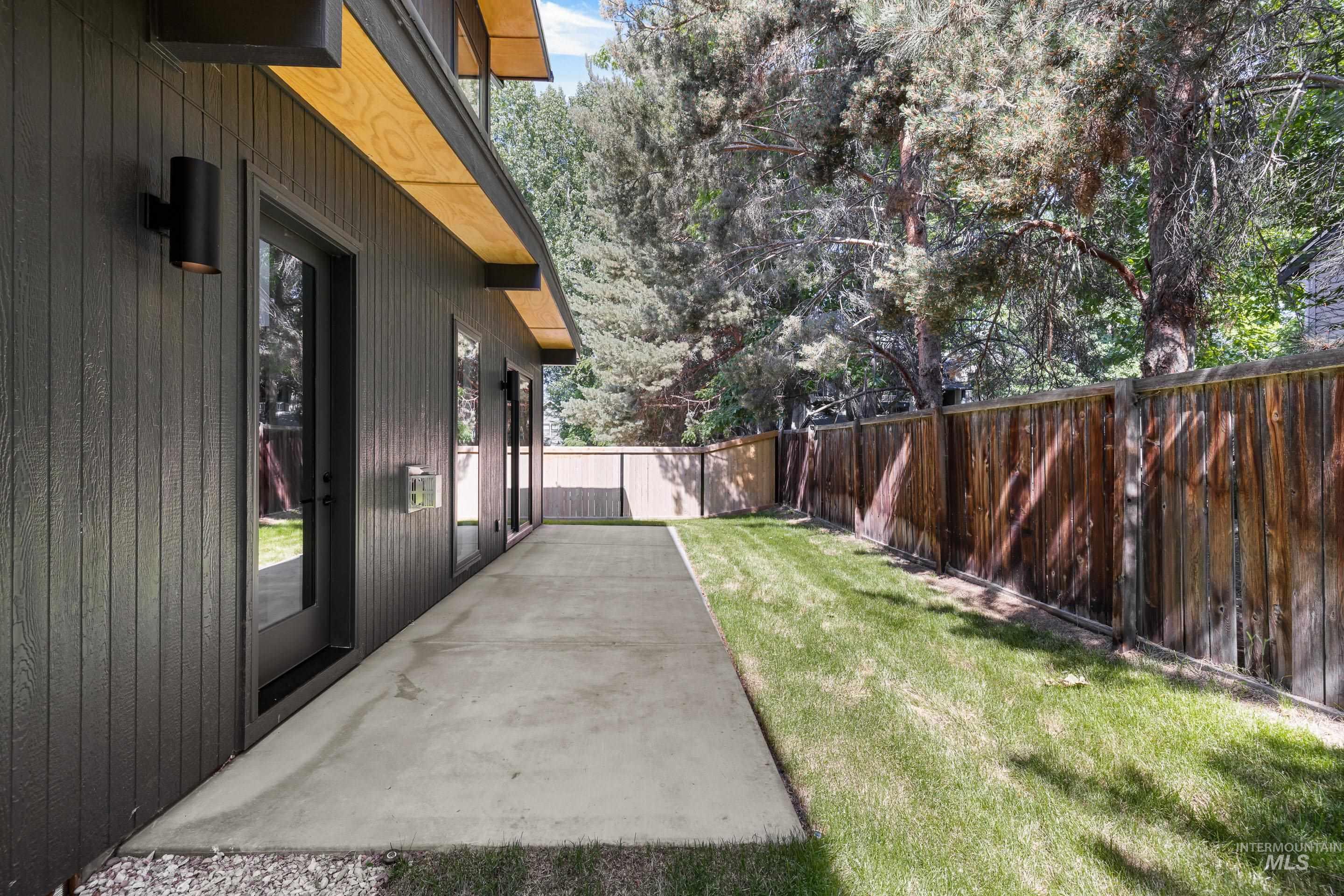 5142 W Promise Ln, Boise, Idaho 83703, 3 Bedrooms, 2.5 Bathrooms, Residential For Sale, Price $688,000, 98960030