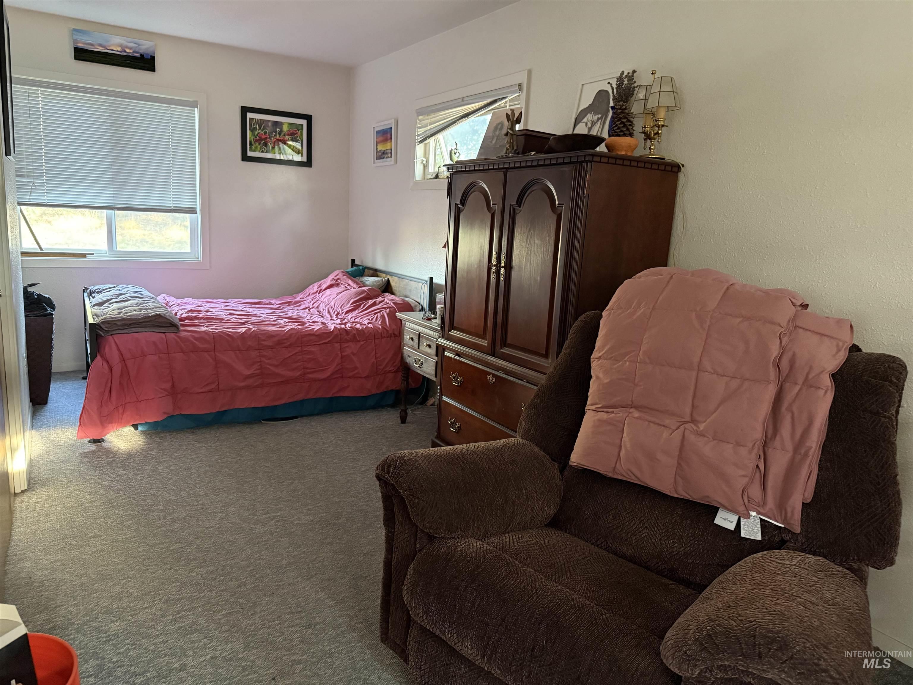 1022 Sincar Ln, Moscow, Idaho 83843, 1 Bedroom, 1 Bathroom, Residential For Sale, Price $470,000, 98960033