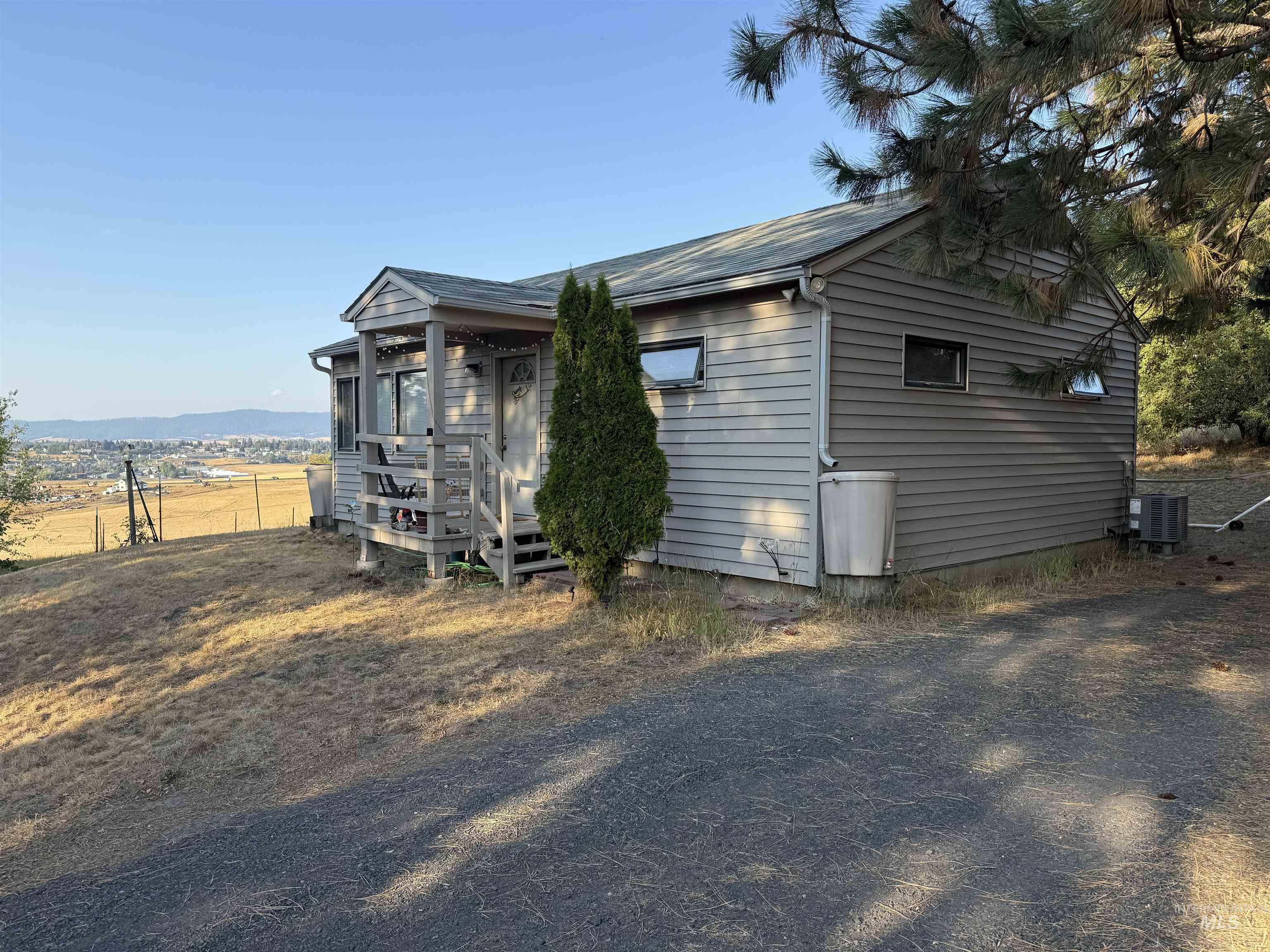 1022 Sincar Ln, Moscow, Idaho 83843, 1 Bedroom, 1 Bathroom, Residential For Sale, Price $470,000, 98960033