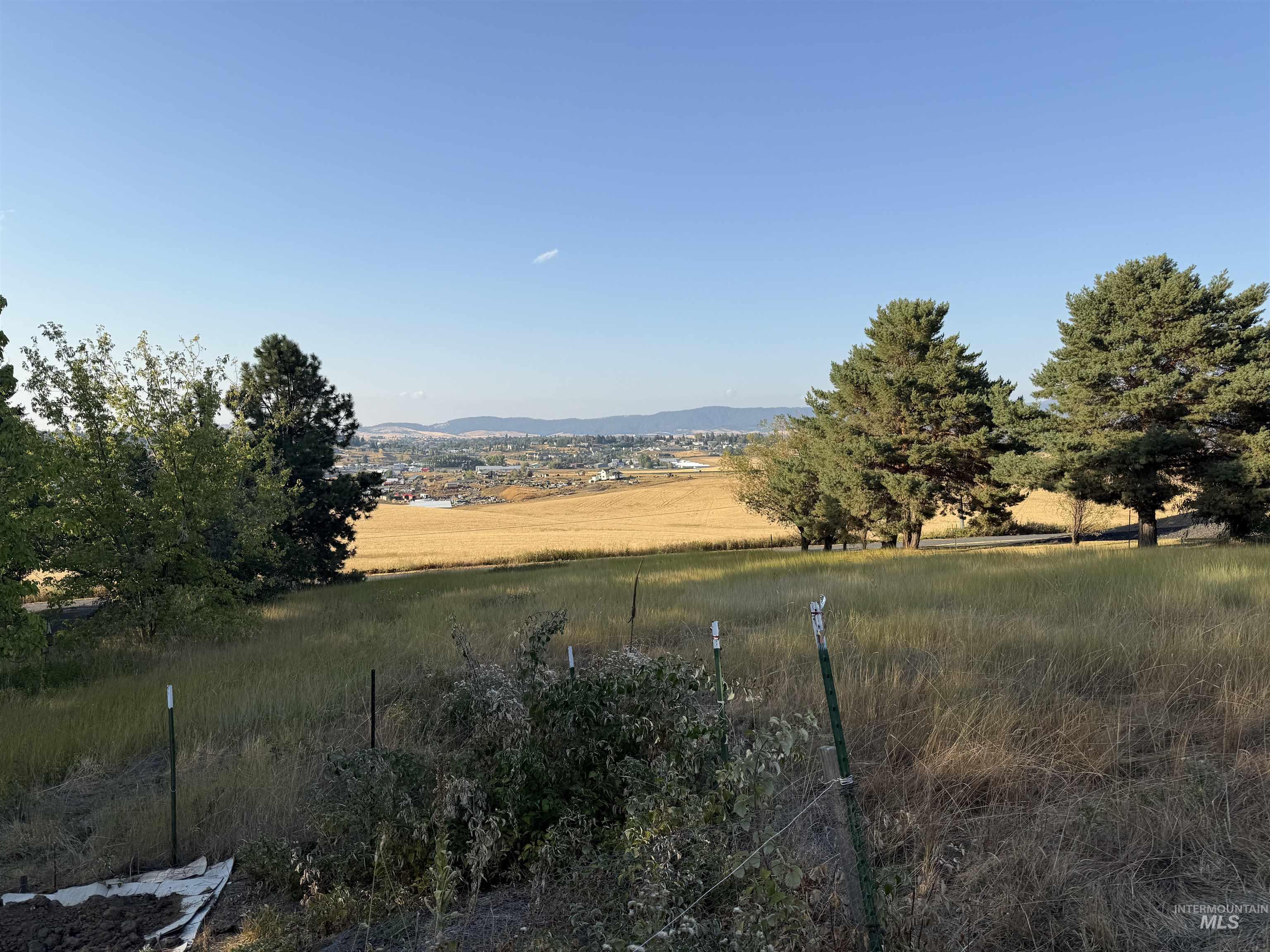 1022 Sincar Ln, Moscow, Idaho 83843, 1 Bedroom, 1 Bathroom, Residential For Sale, Price $470,000, 98960033
