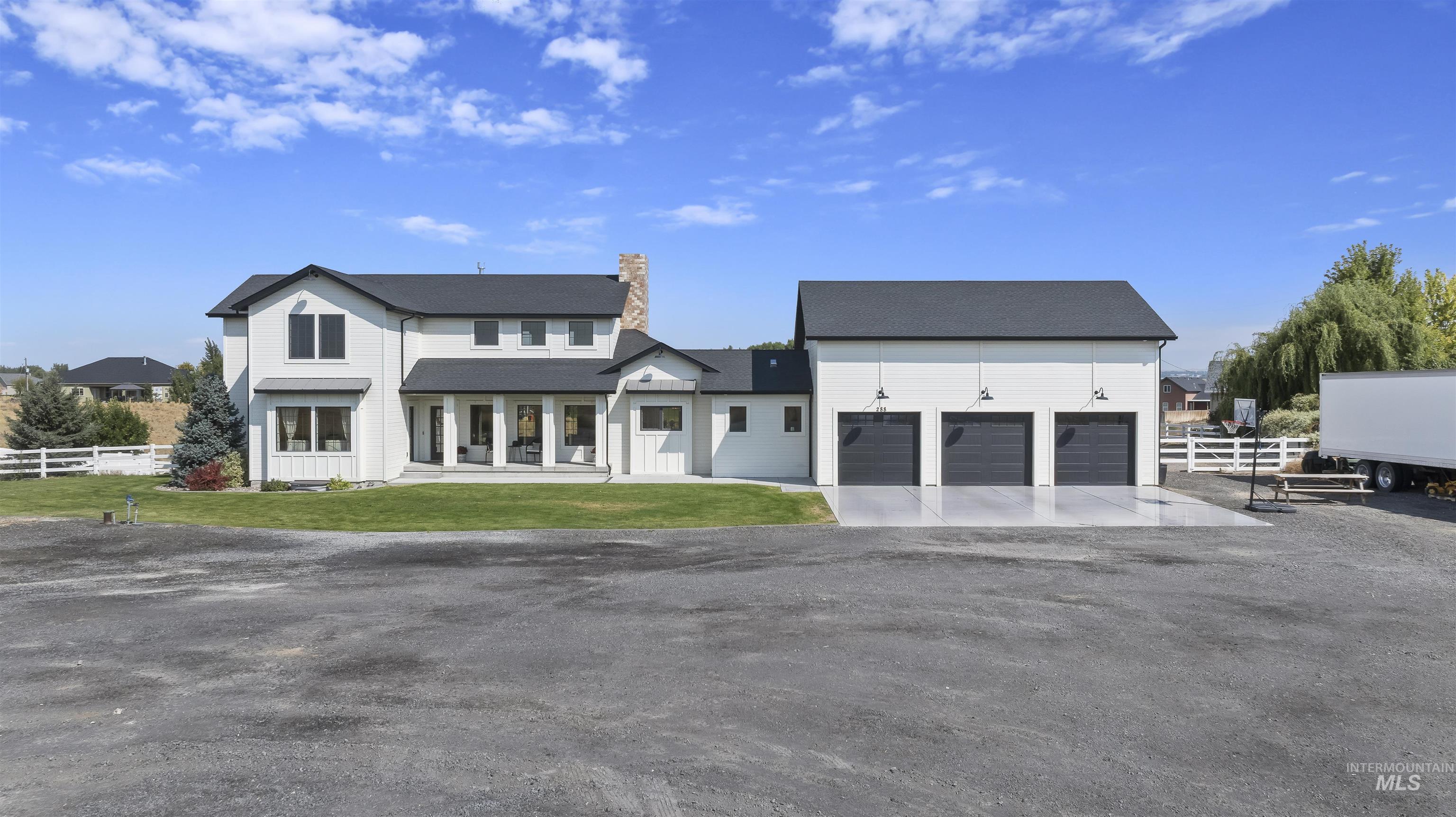 288 E 600 S, Jerome, Idaho 83338, 6 Bedrooms, 4.5 Bathrooms, Residential For Sale, Price $1,025,000, 98960044