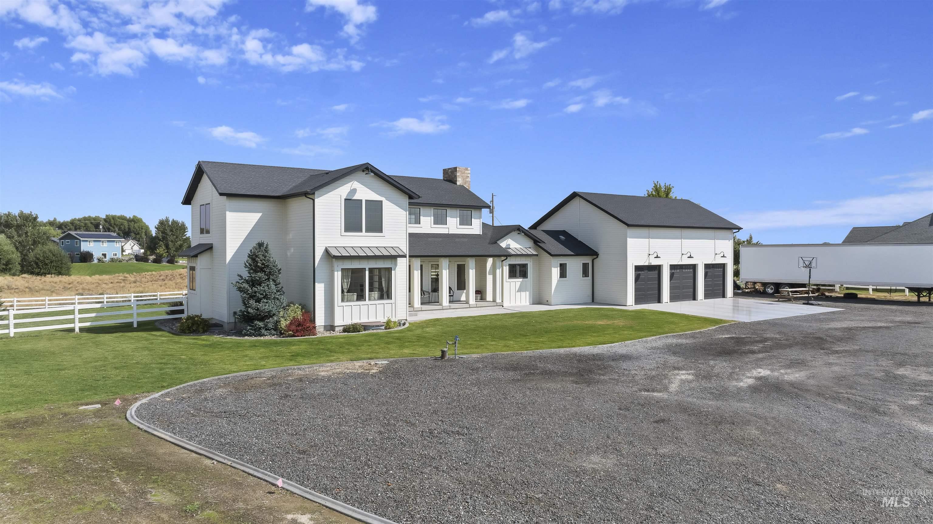 288 E 600 S, Jerome, Idaho 83338, 6 Bedrooms, 4.5 Bathrooms, Residential For Sale, Price $1,025,000, 98960044