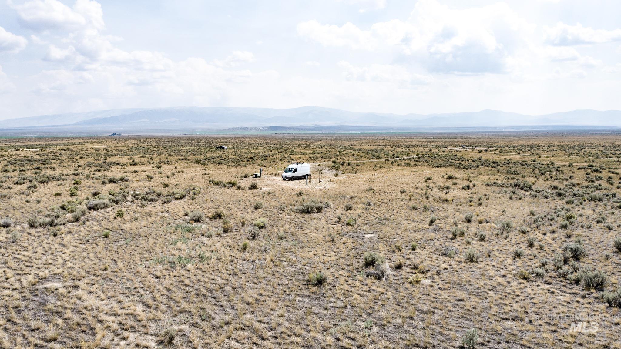 Mountain view with rural landscape and a desert landscape
