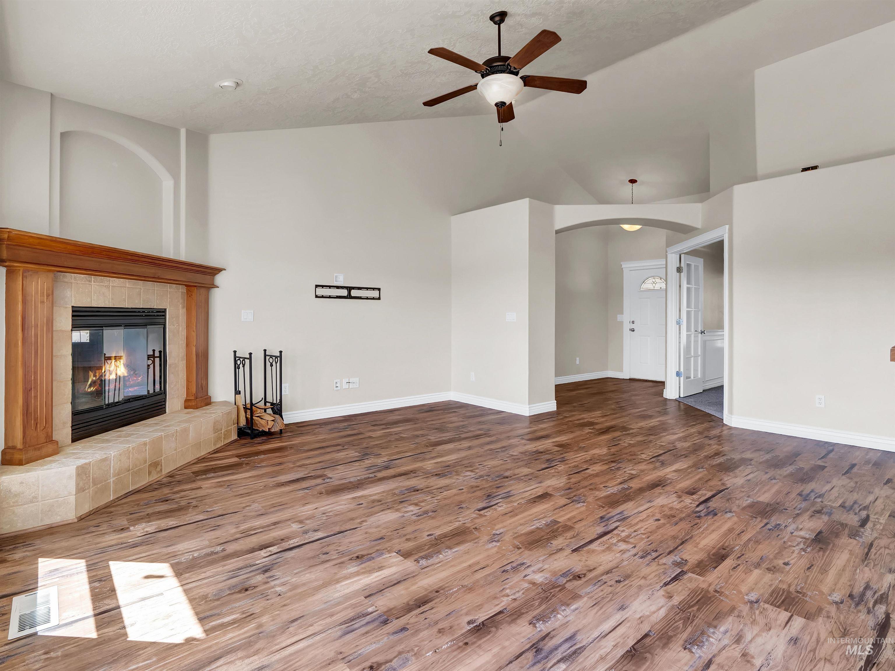 9303 W Stirrup Drive, Boise, Idaho 83709, 4 Bedrooms, 2.5 Bathrooms, Residential For Sale, Price $594,900, 98960066