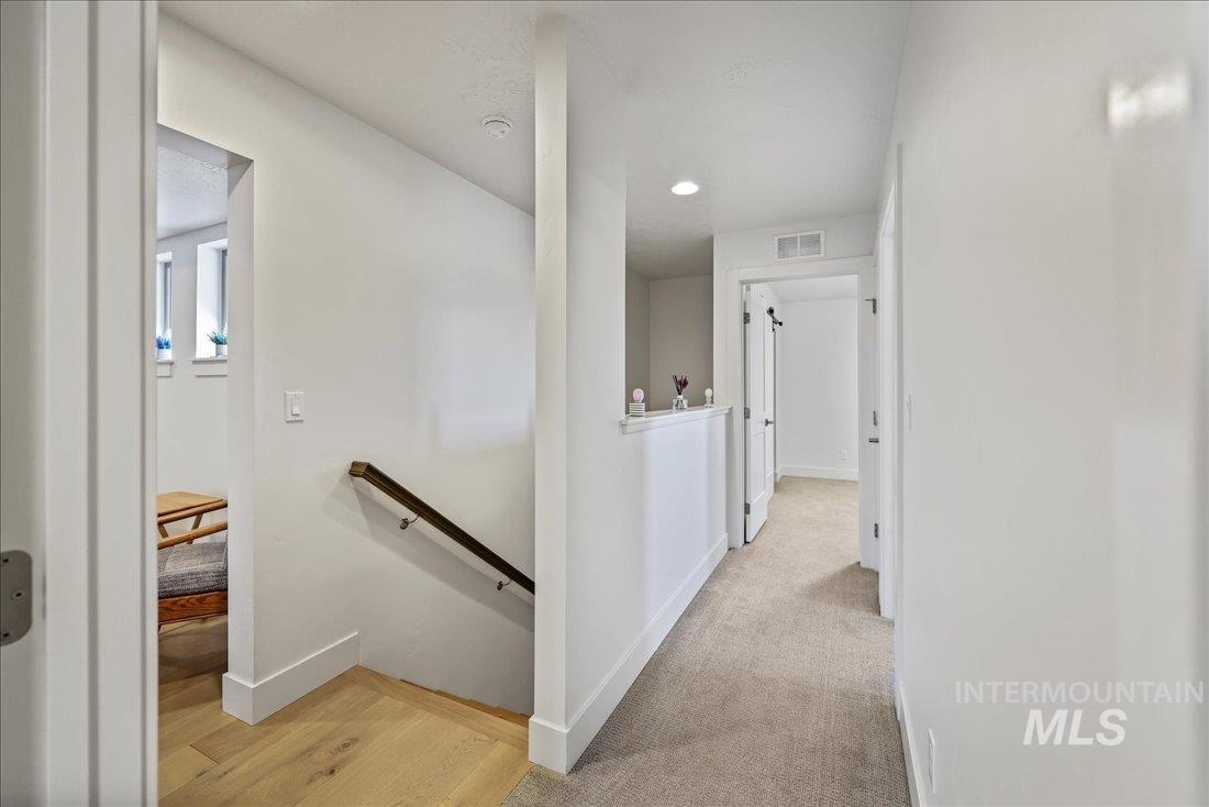 2576 E Warm Springs Ave, Boise, Idaho 83712, 3 Bedrooms, 2.5 Bathrooms, Residential For Sale, Price $835,000, 98960073