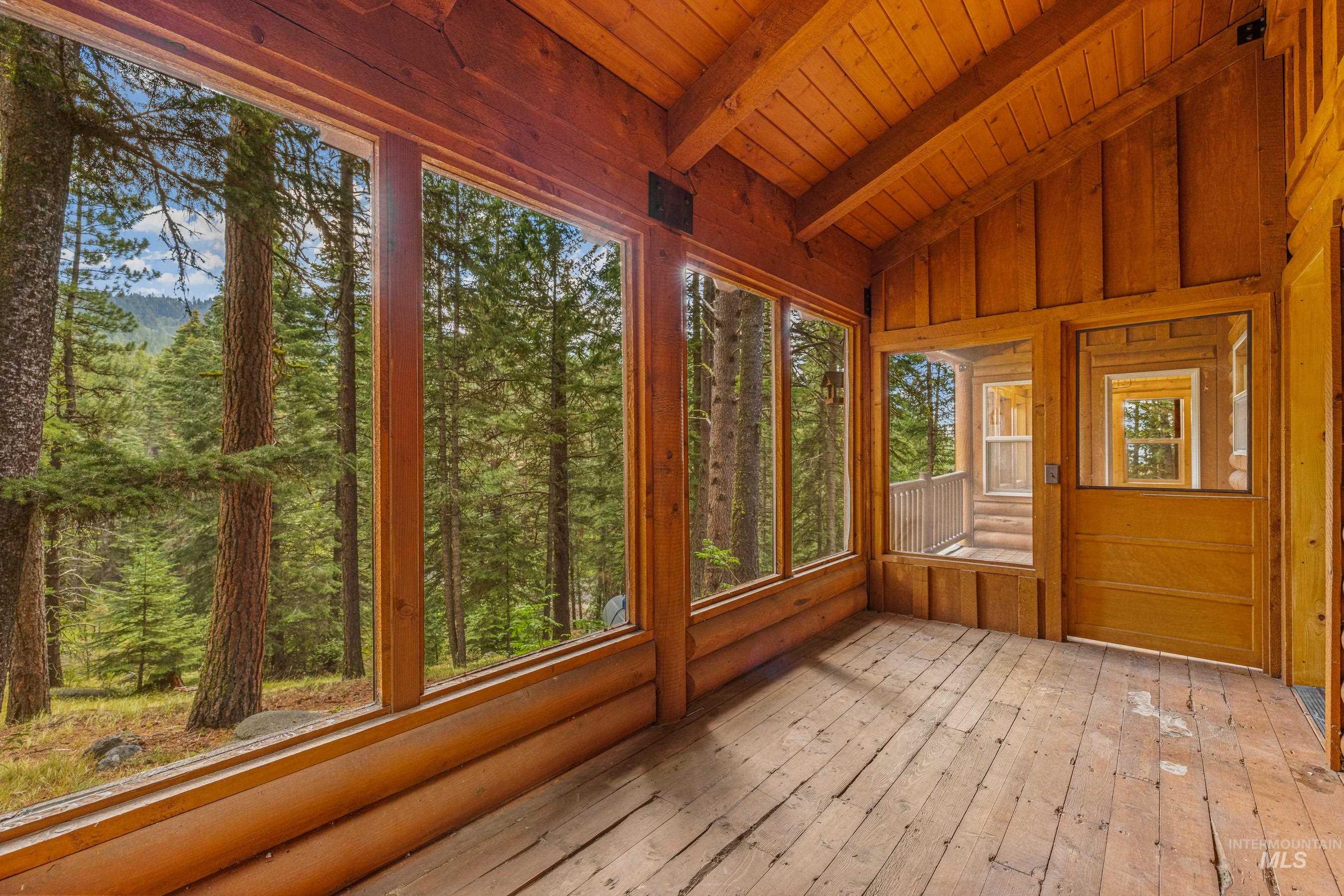 62 Jughandle Drive, McCall, Idaho 83638, 3 Bedrooms, 2 Bathrooms, Residential For Sale, Price $1,125,000, 98960078