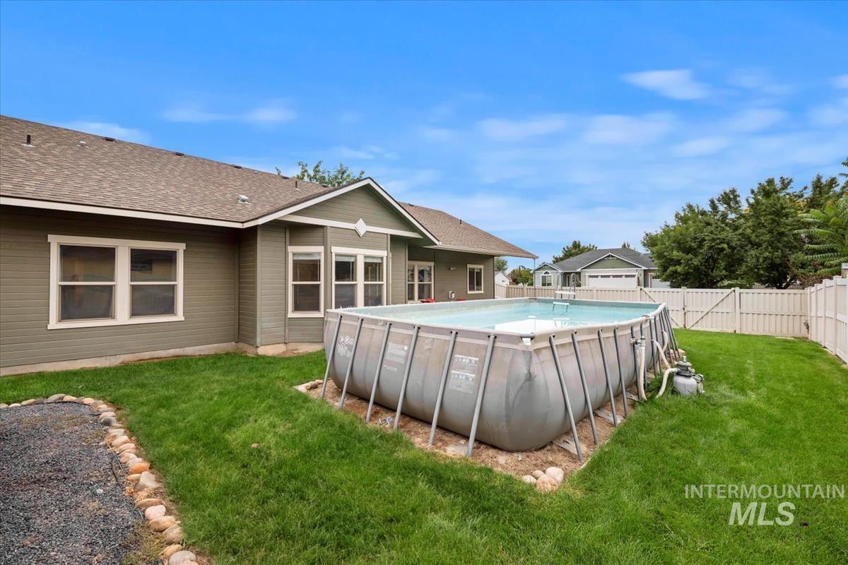 2138 Bishop Ave, Fruitland, Idaho 83619, 3 Bedrooms, 2 Bathrooms, Residential For Sale, Price $410,000, 98960081