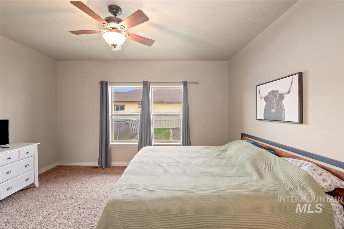 2138 Bishop Ave, Fruitland, Idaho 83619, 3 Bedrooms, 2 Bathrooms, Residential For Sale, Price $410,000, 98960081
