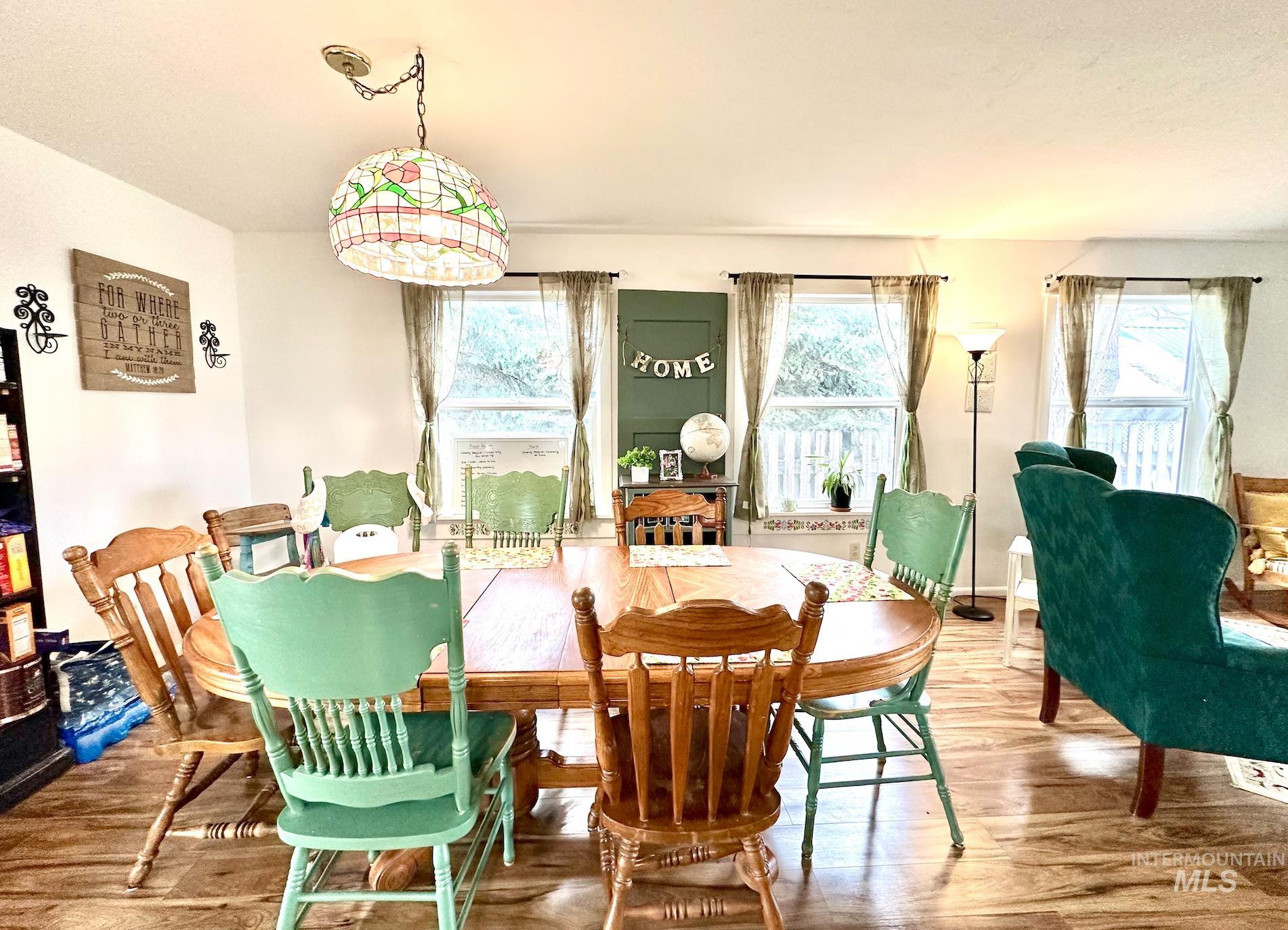 509 E Hanthorn, Weiser, Idaho 83672, 3 Bedrooms, 1.5 Bathrooms, Residential For Sale, Price $329,900, 98960094