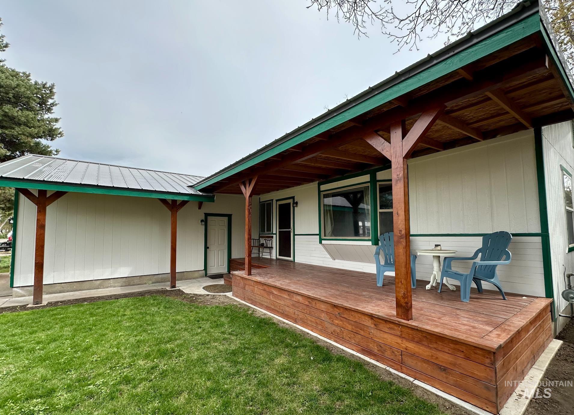 509 E Hanthorn, Weiser, Idaho 83672, 3 Bedrooms, 1.5 Bathrooms, Residential For Sale, Price $329,900, 98960094