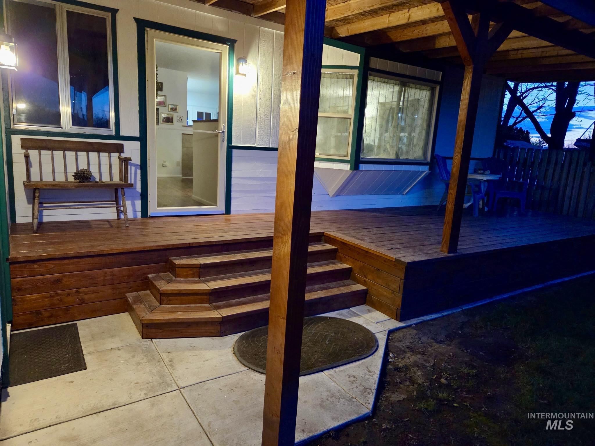 509 E Hanthorn, Weiser, Idaho 83672, 3 Bedrooms, 1.5 Bathrooms, Residential For Sale, Price $329,900, 98960094