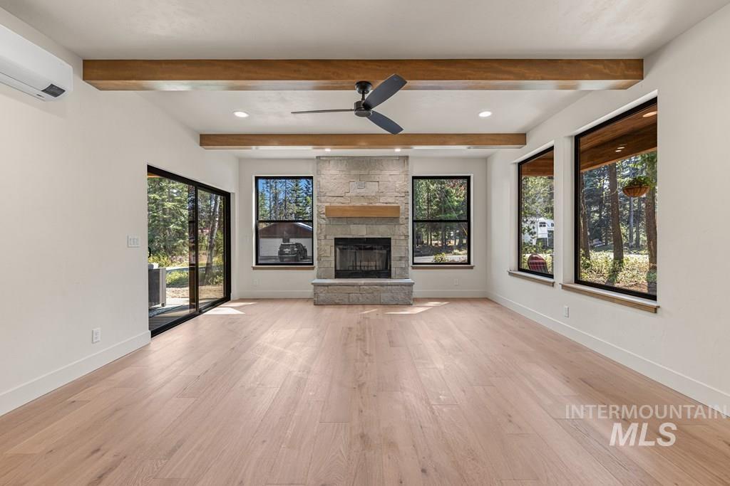 12850 Aurora Dr., Donnelly, Idaho 83615, 3 Bedrooms, 2.5 Bathrooms, Residential For Sale, Price $1,349,000, 98960105
