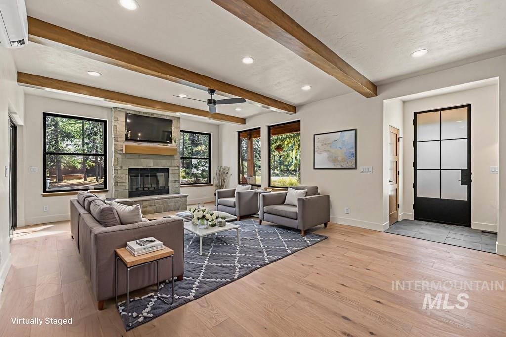 12850 Aurora Dr., Donnelly, Idaho 83615, 3 Bedrooms, 2.5 Bathrooms, Residential For Sale, Price $1,349,000, 98960105