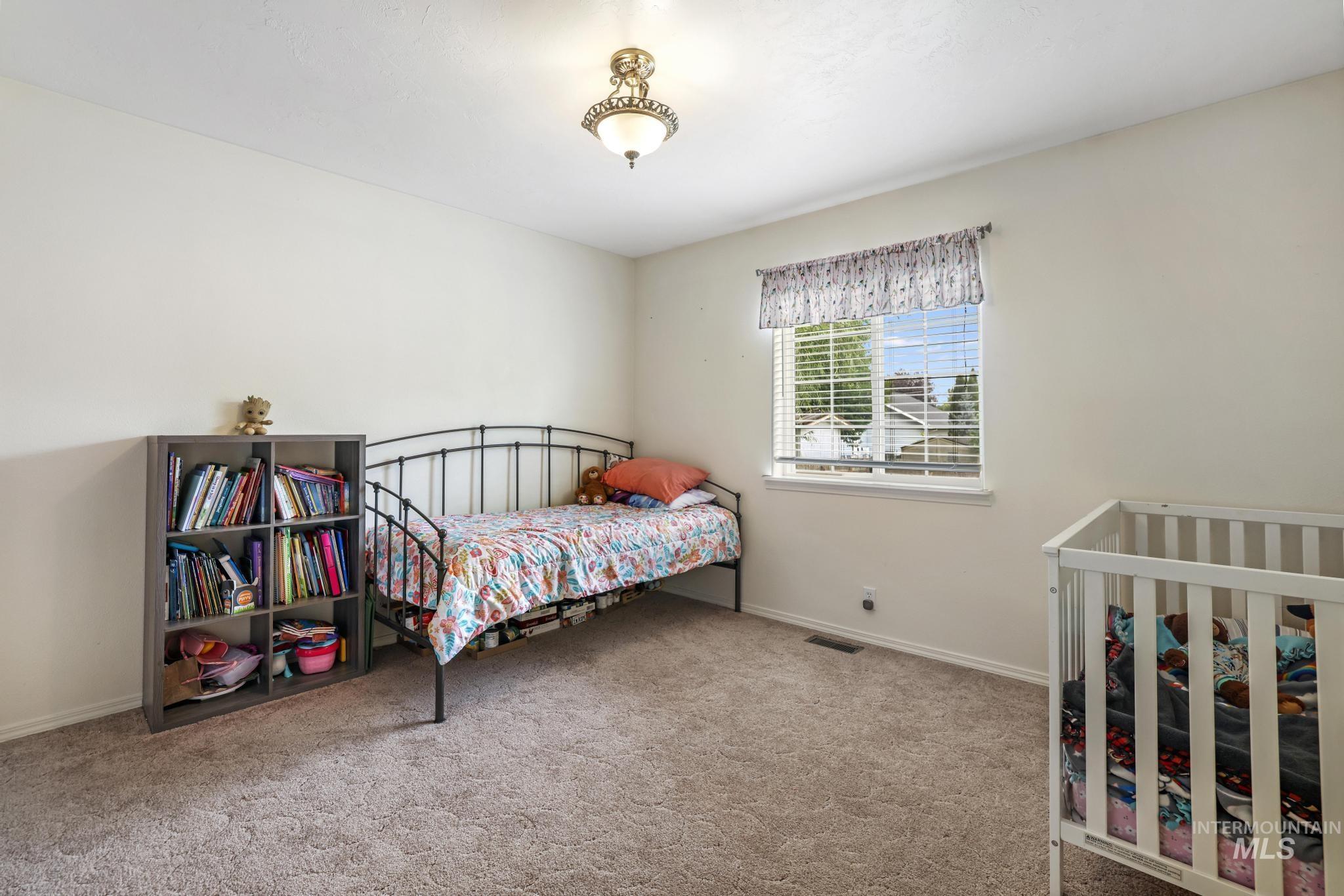 916 E 15th Ave, Jerome, Idaho 83338, 3 Bedrooms, 2 Bathrooms, Residential For Sale, Price $345,000, 98960115