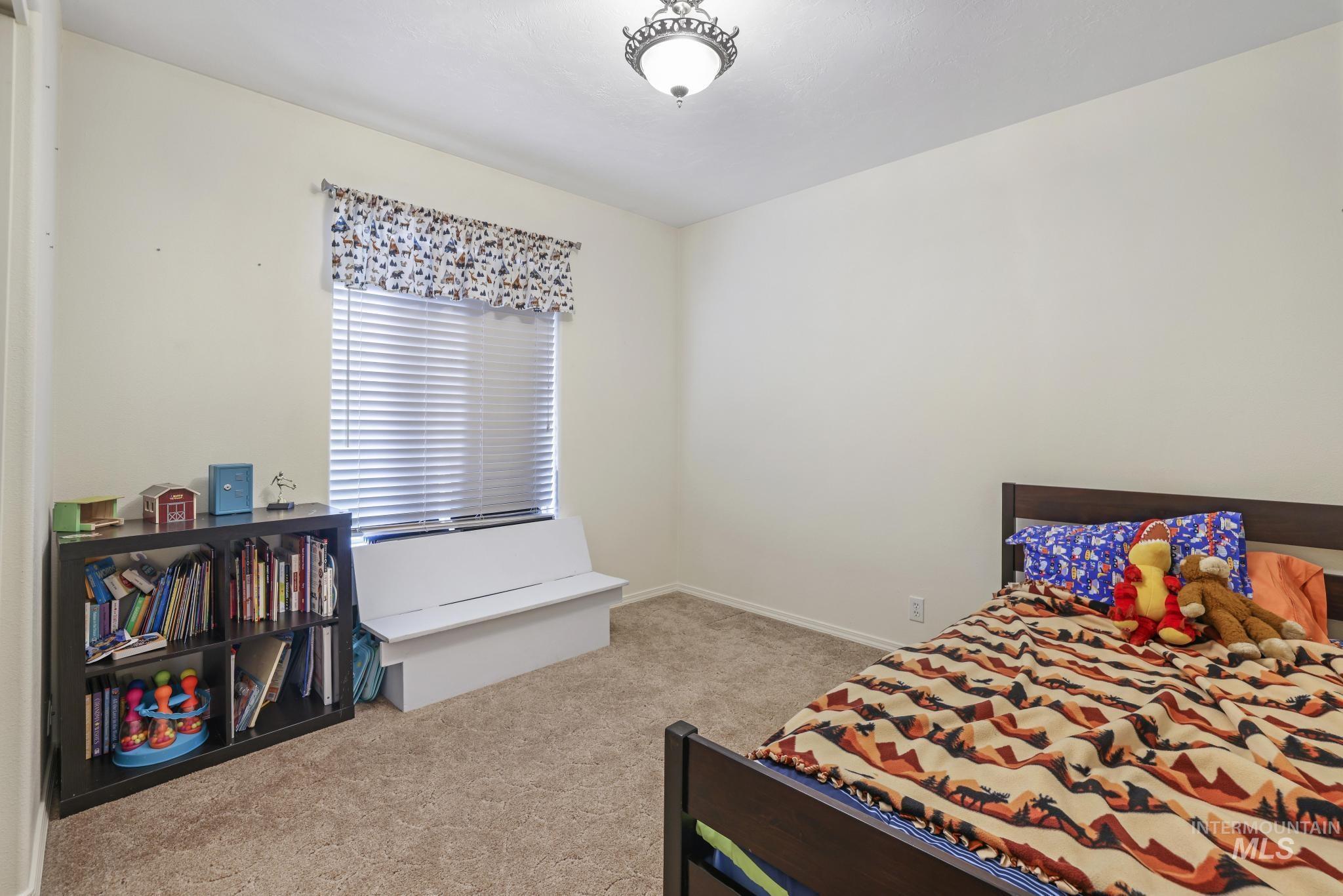 916 E 15th Ave, Jerome, Idaho 83338, 3 Bedrooms, 2 Bathrooms, Residential For Sale, Price $345,000, 98960115