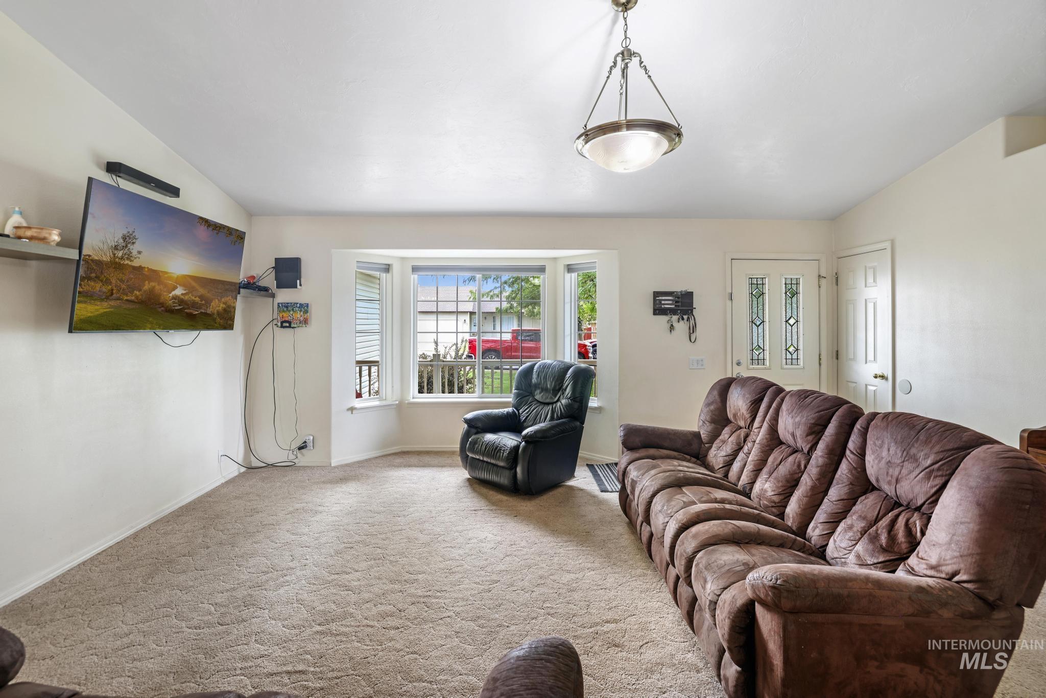 916 E 15th Ave, Jerome, Idaho 83338, 3 Bedrooms, 2 Bathrooms, Residential For Sale, Price $345,000, 98960115