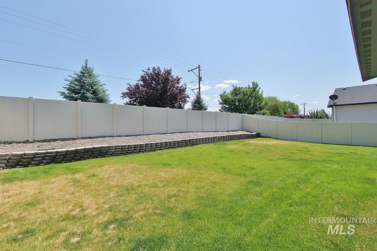 4082 S Murlo Ave, Meridian, Idaho 83642, 4 Bedrooms, 2.5 Bathrooms, Residential For Sale, Price $539,900, 98960116